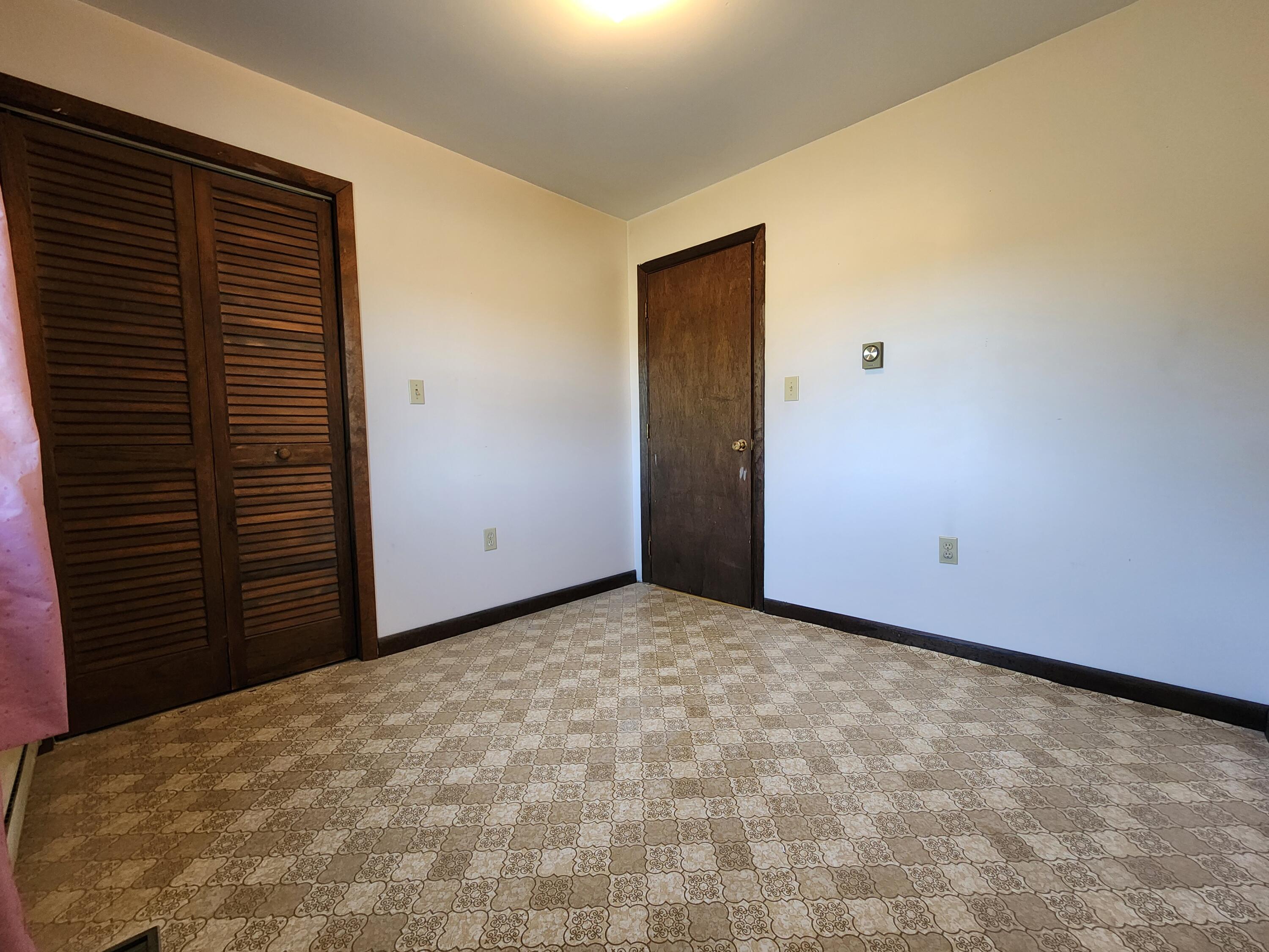 176 W West Ridge Road