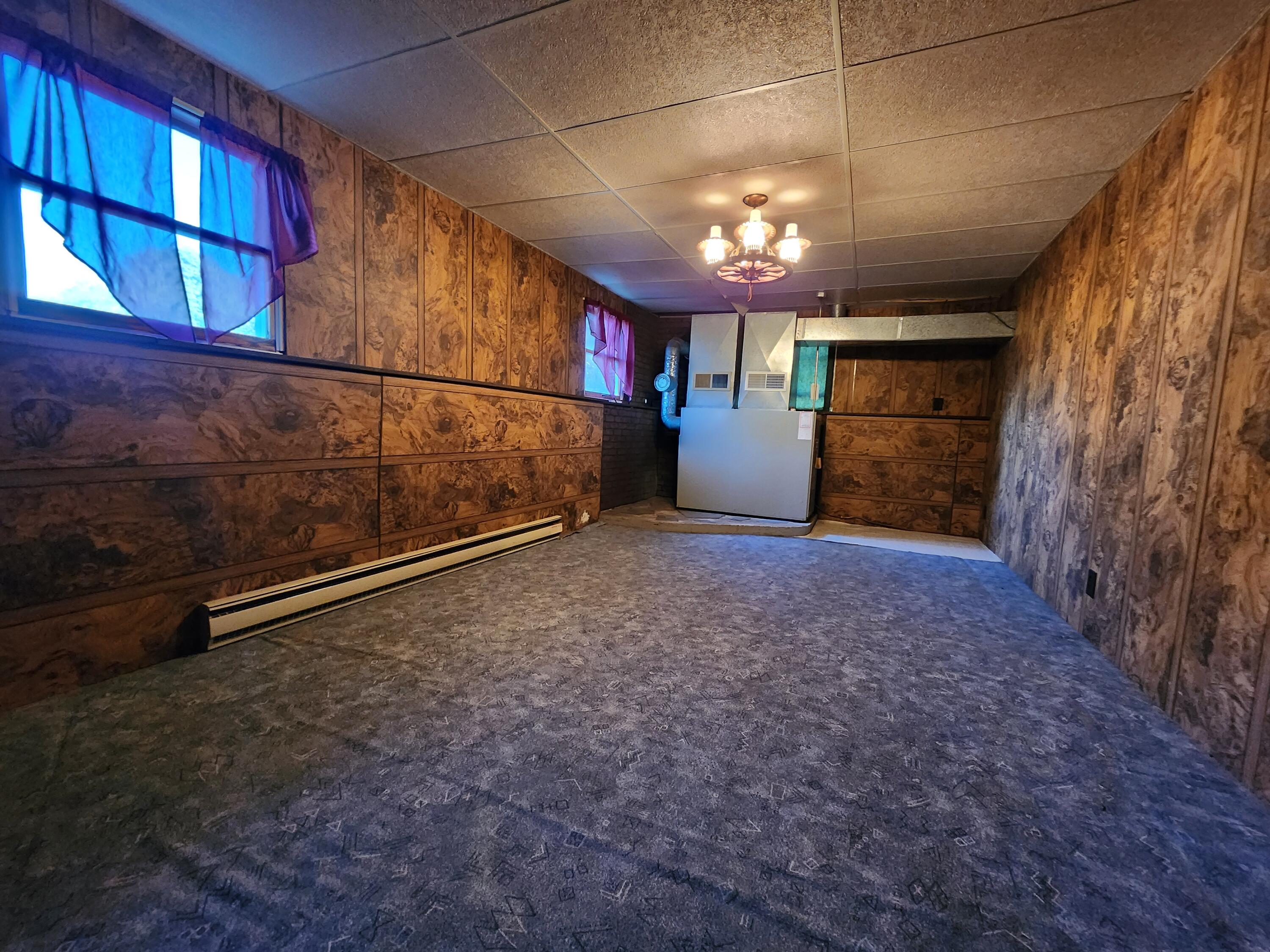 176 W West Ridge Road