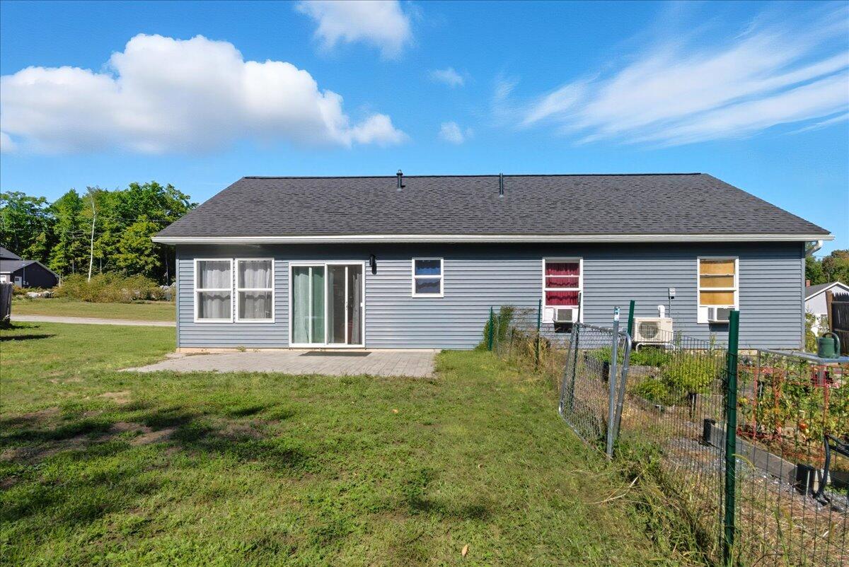 32 Selden Lane