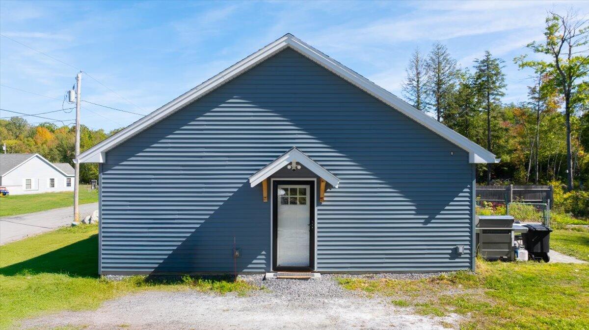 32 Selden Lane