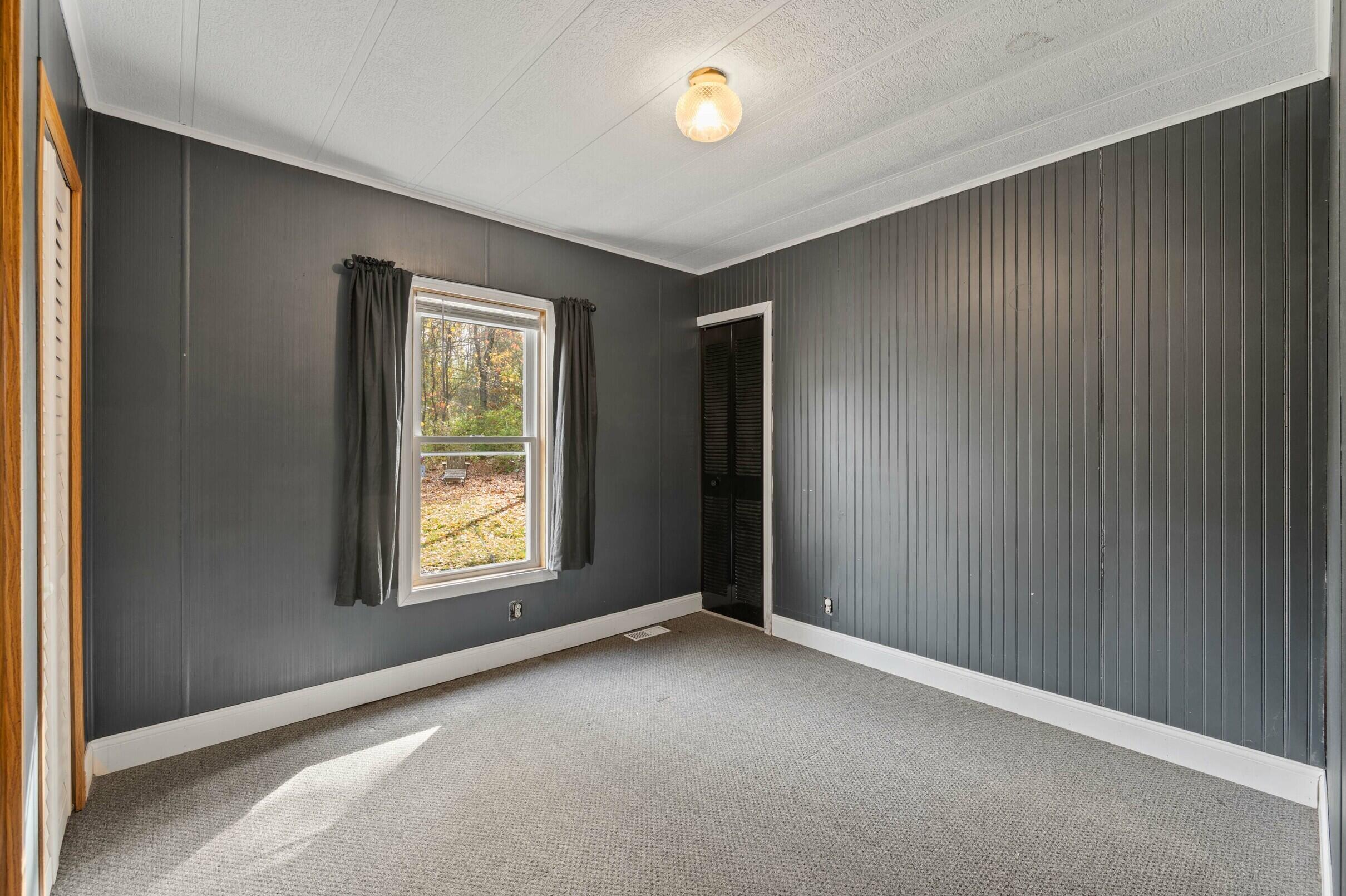 1618 Riverside Drive