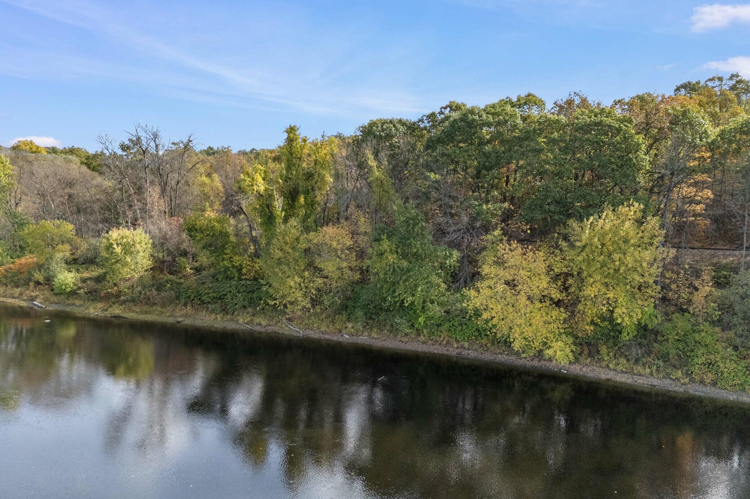 1618 Riverside Drive