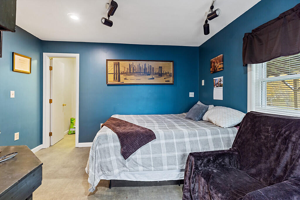 733 Middle Road, Skowhegan