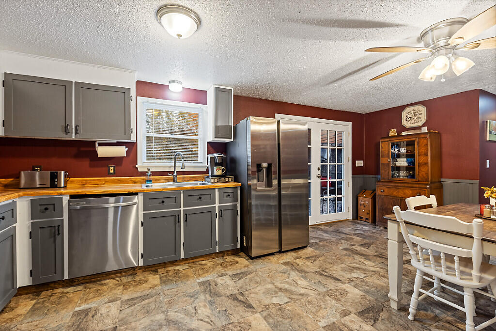 733 Middle Road, Skowhegan