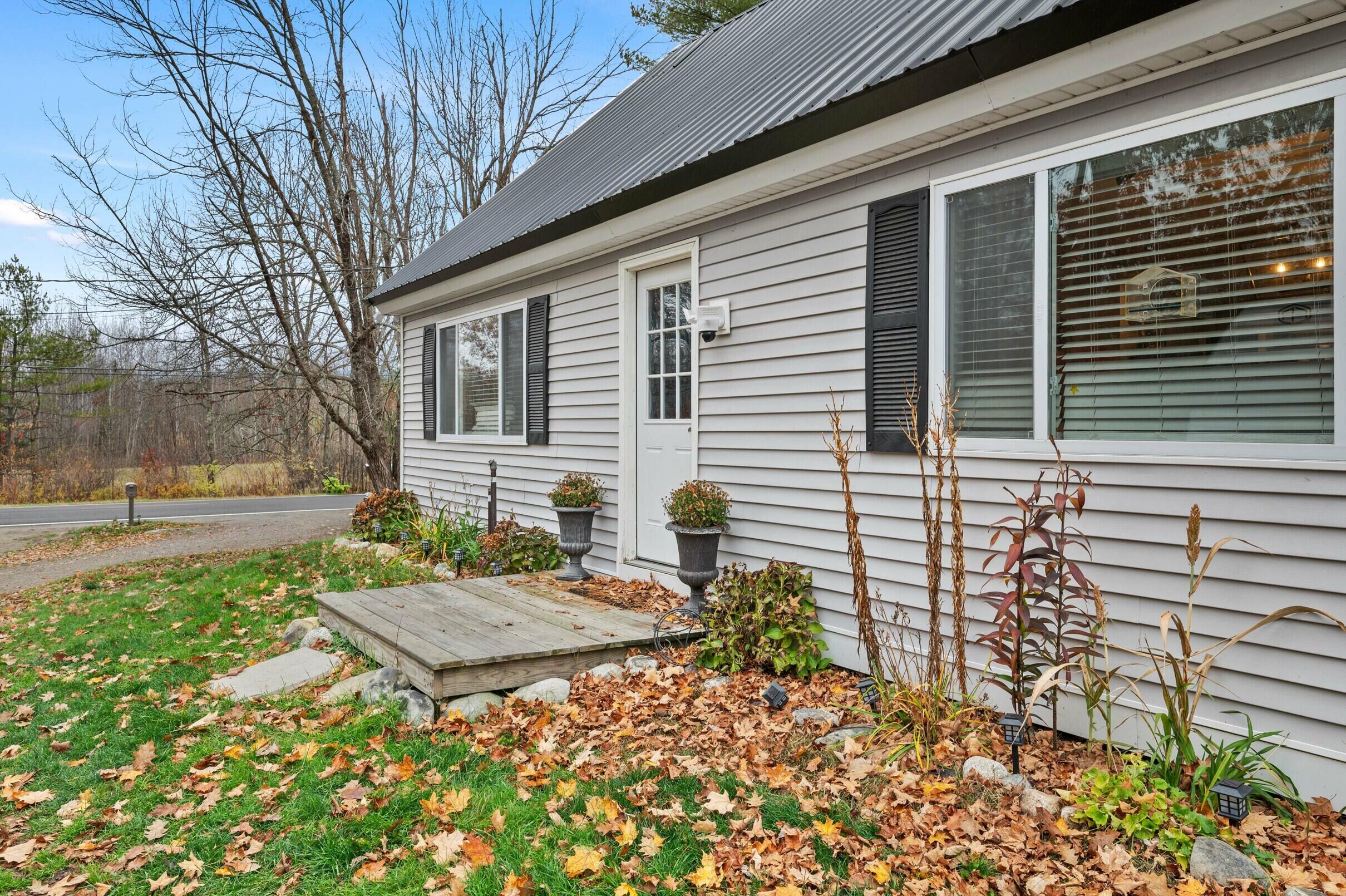 350 Madawaska Road, Palmyra