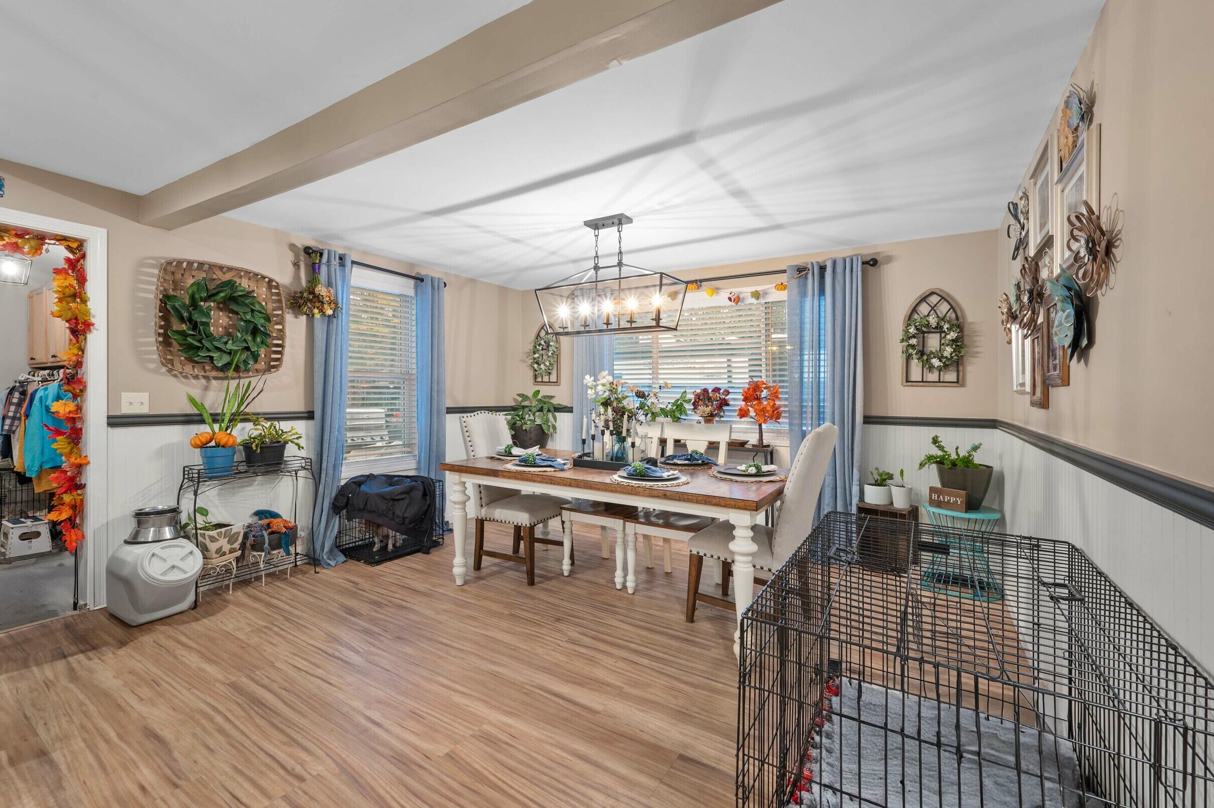 350 Madawaska Road, Palmyra