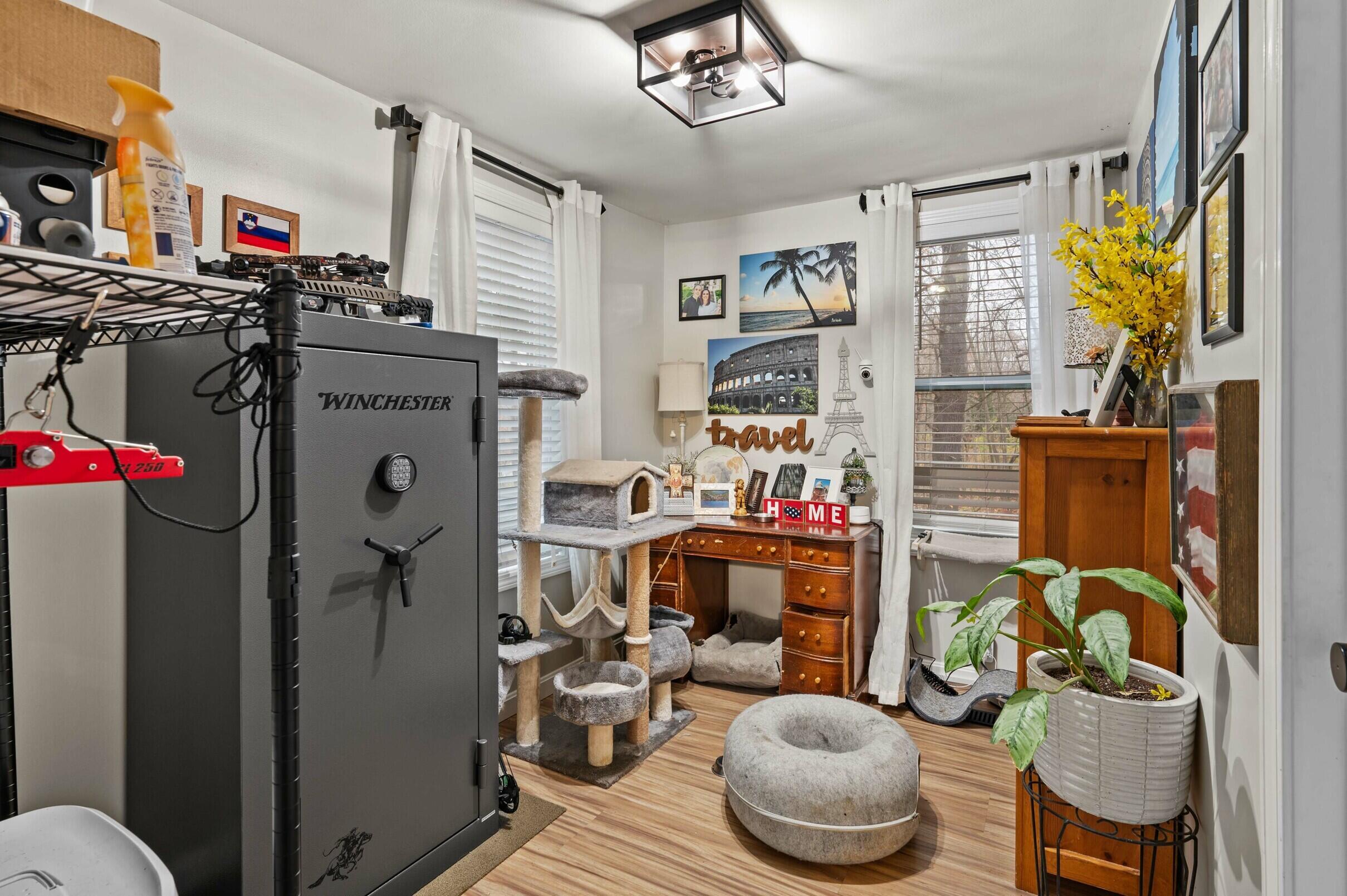 350 Madawaska Road, Palmyra