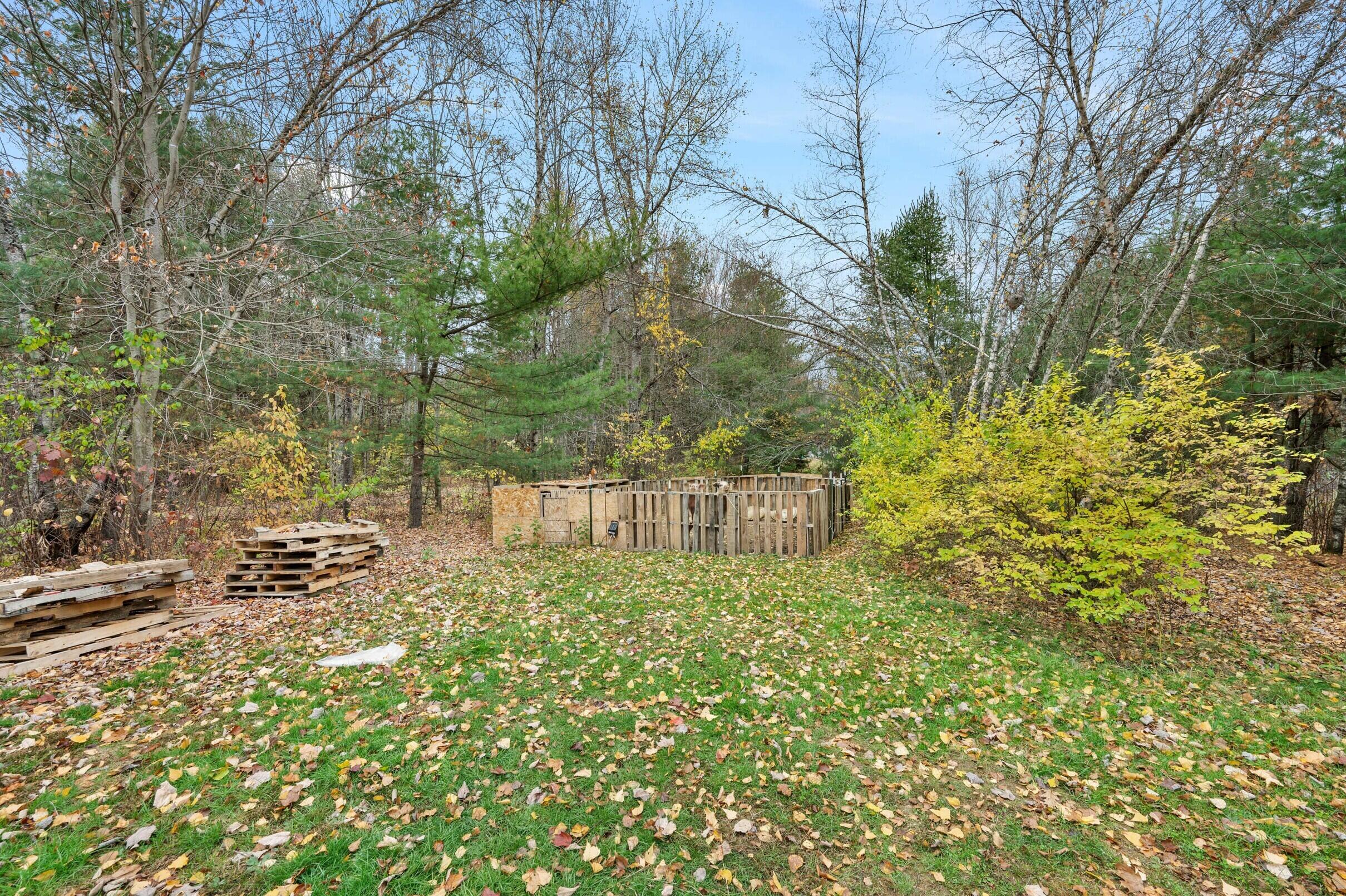 350 Madawaska Road, Palmyra