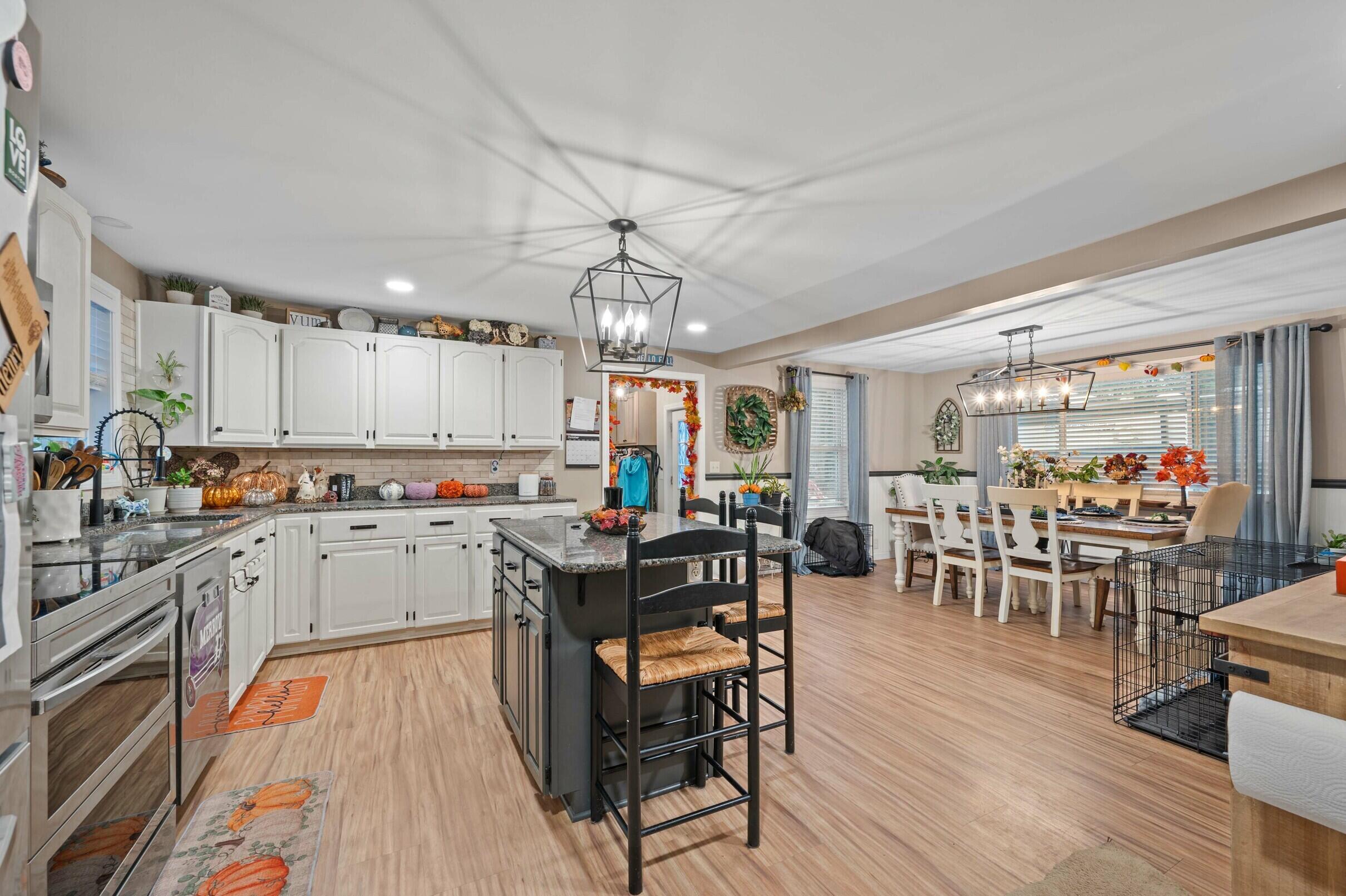 350 Madawaska Road, Palmyra