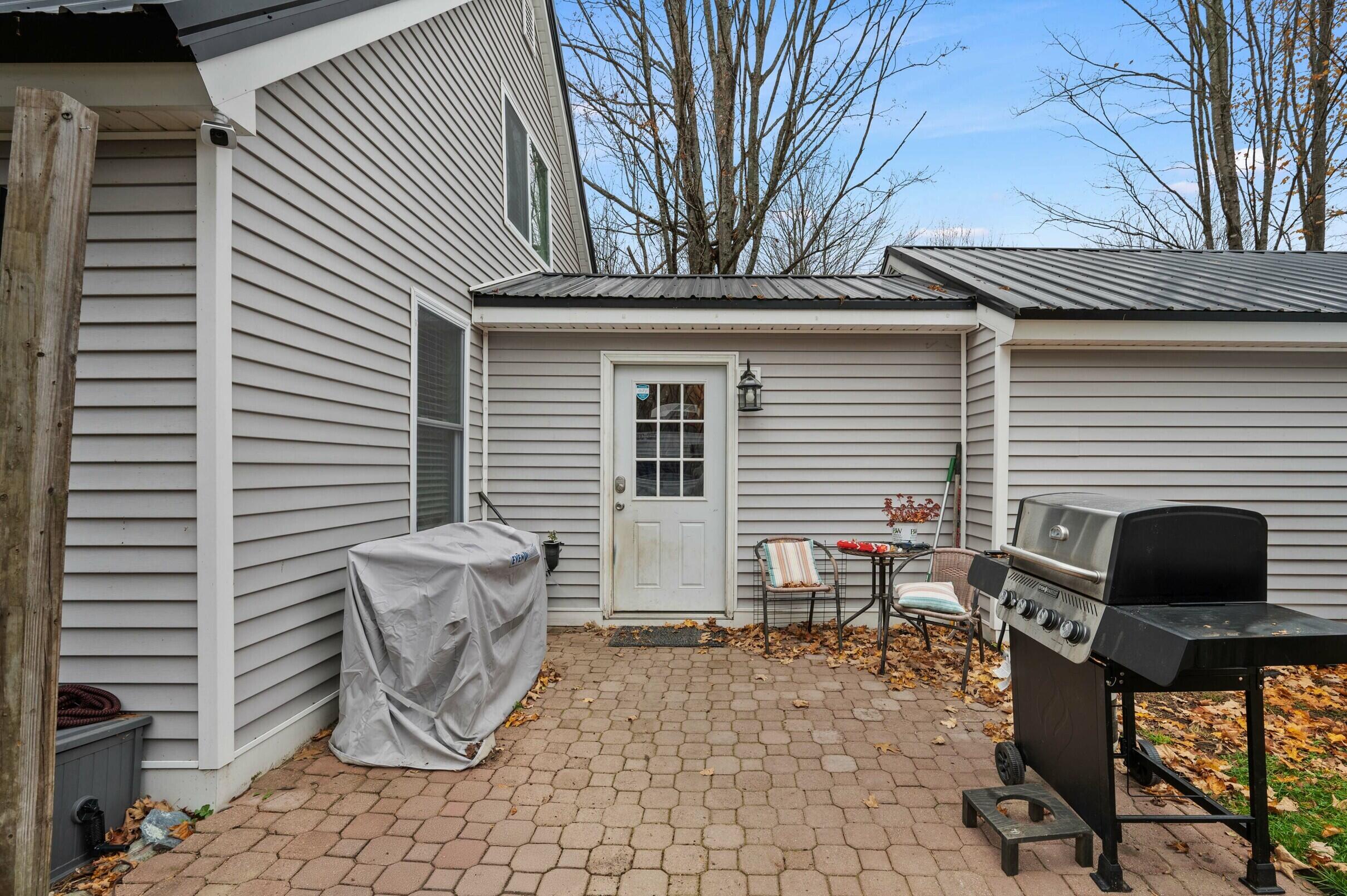 350 Madawaska Road, Palmyra