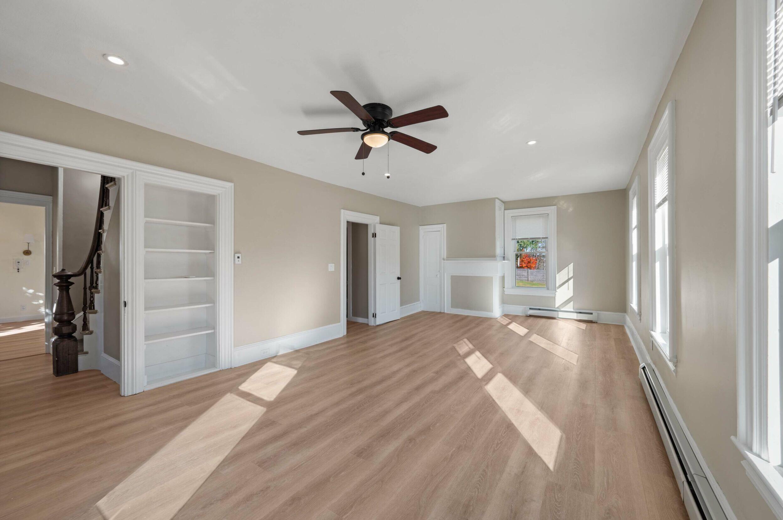 325 Middle Road, Sabattus