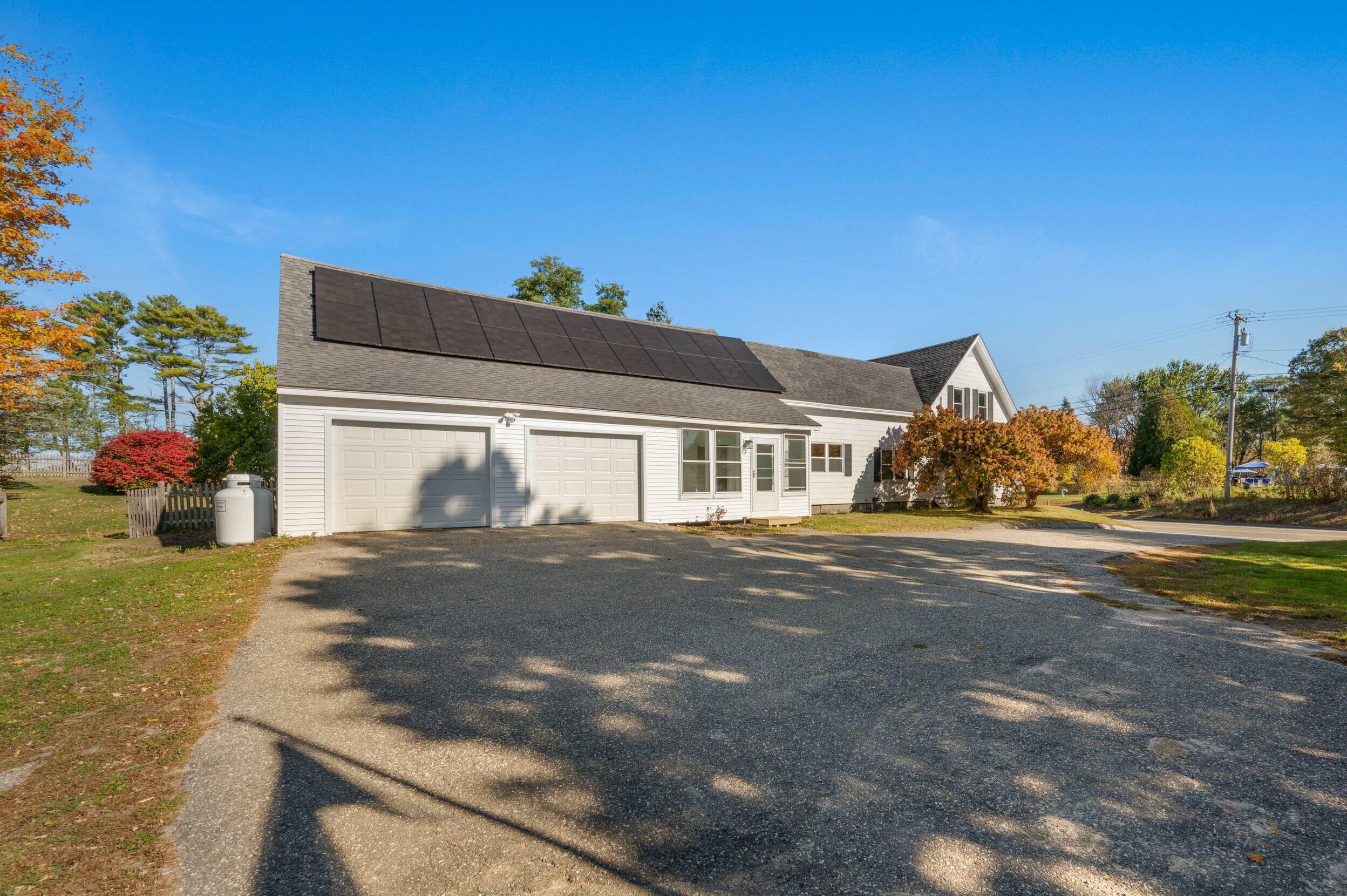 325 Middle Road, Sabattus