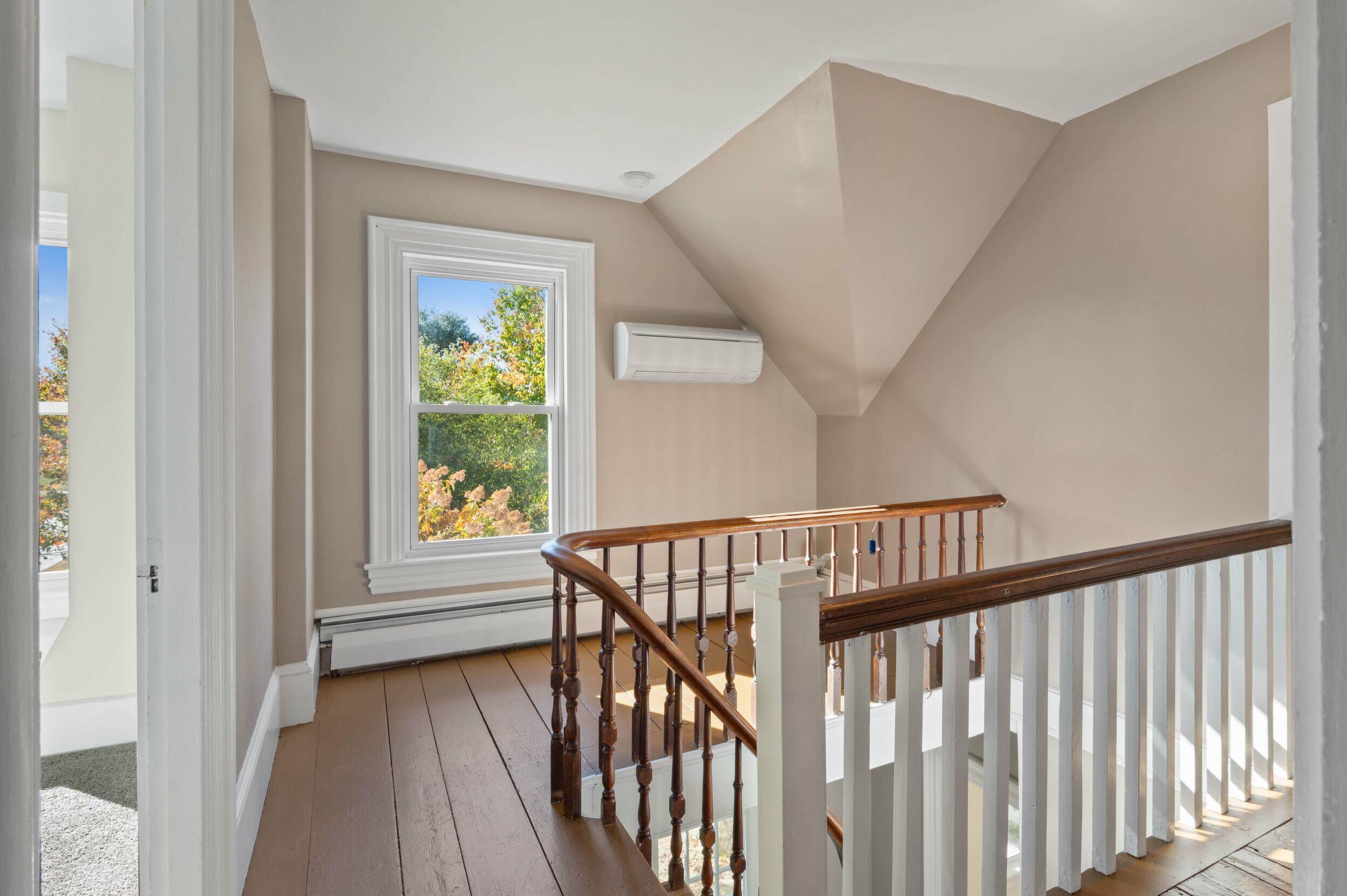 325 Middle Road, Sabattus