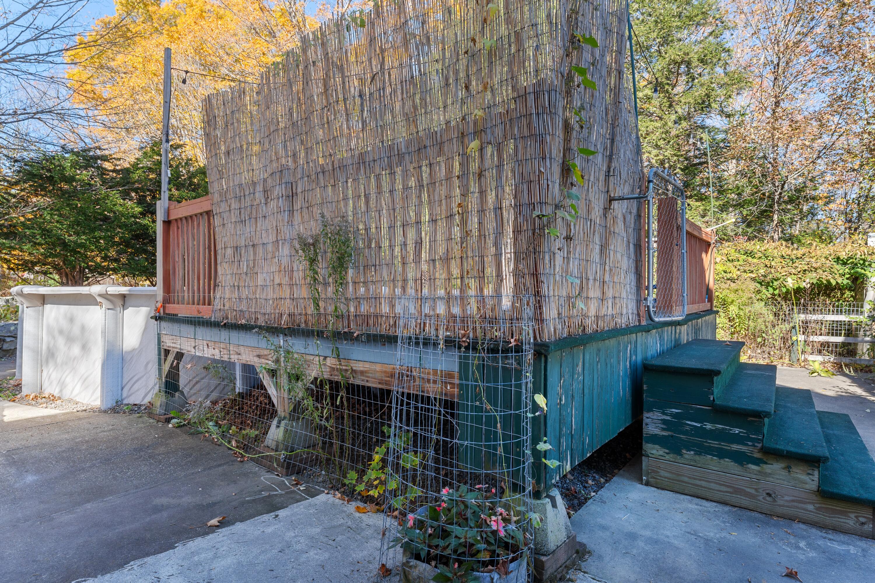113 Capen Road