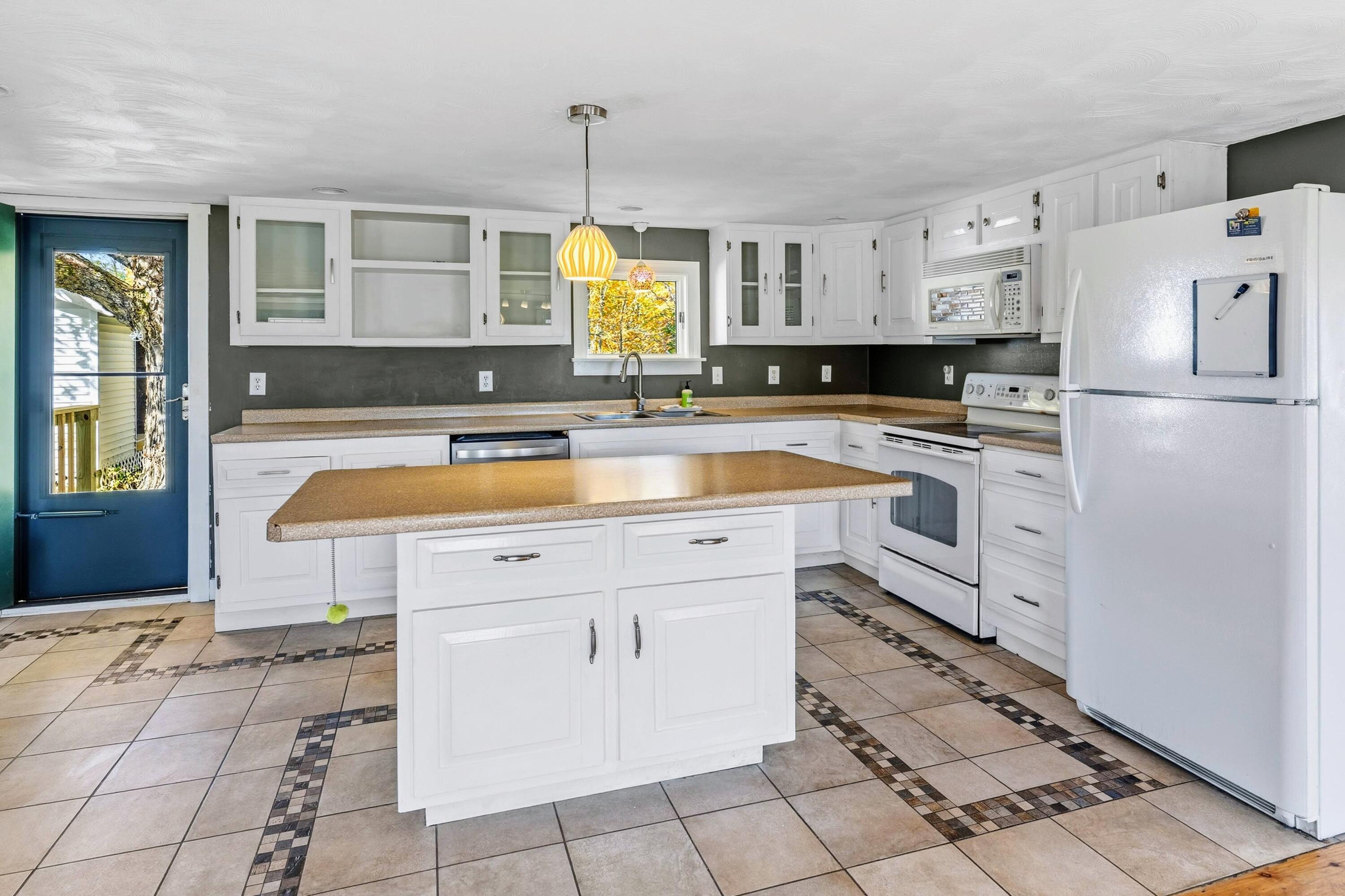 113 Capen Road