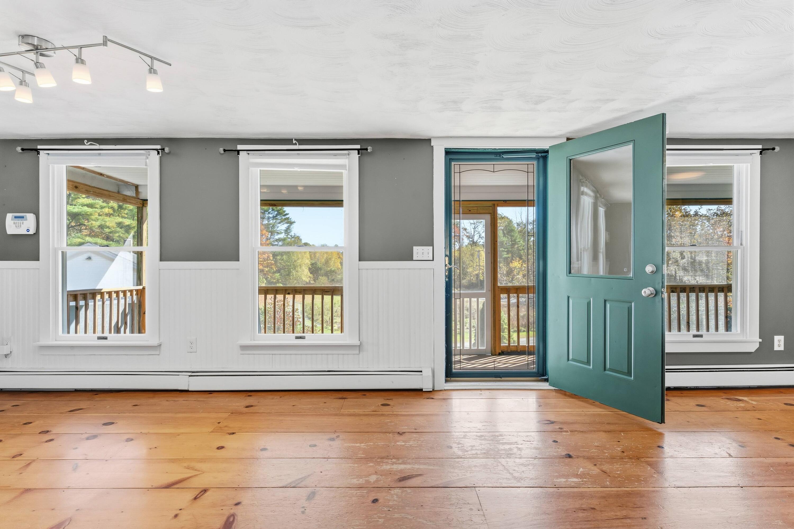 113 Capen Road