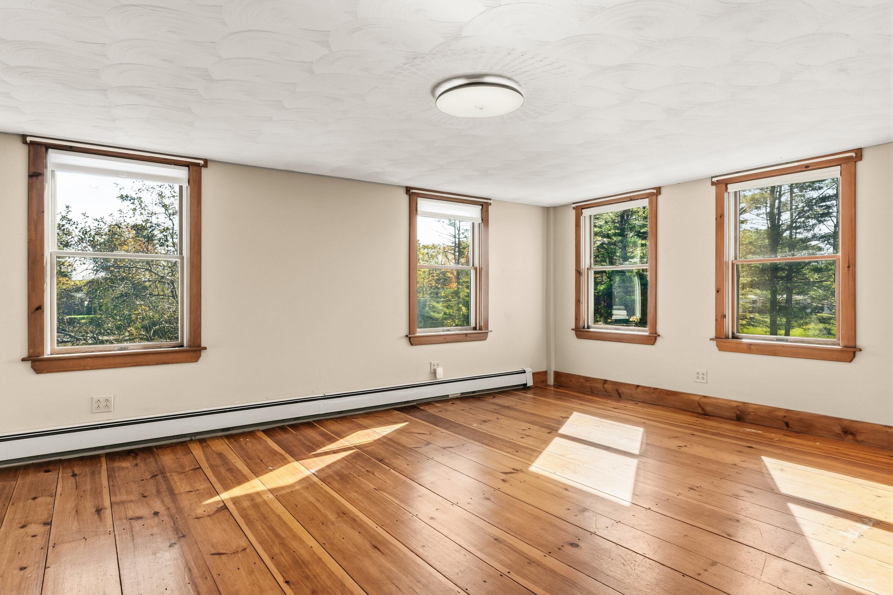 113 Capen Road