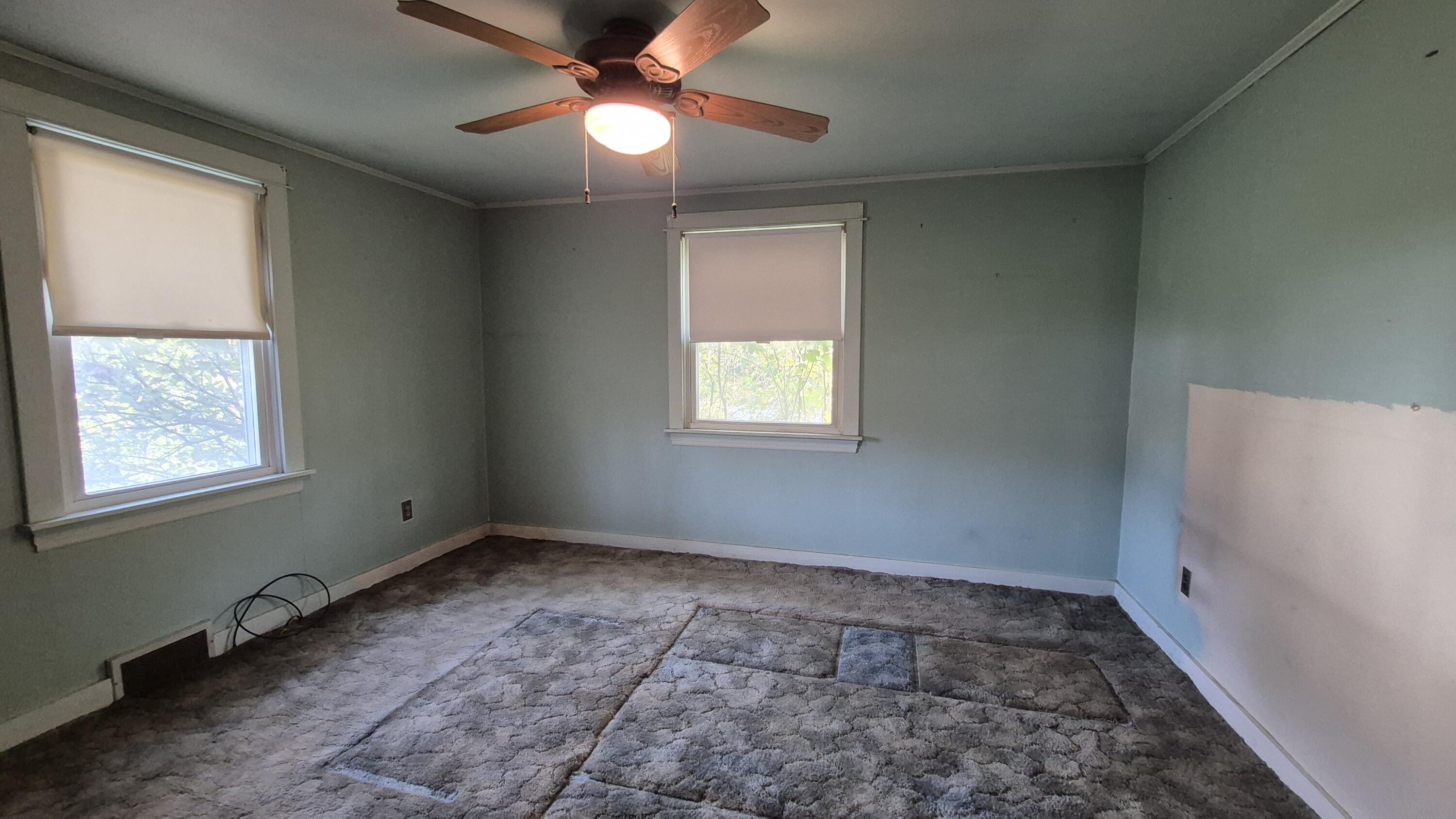 122 Washington Street, Oakland