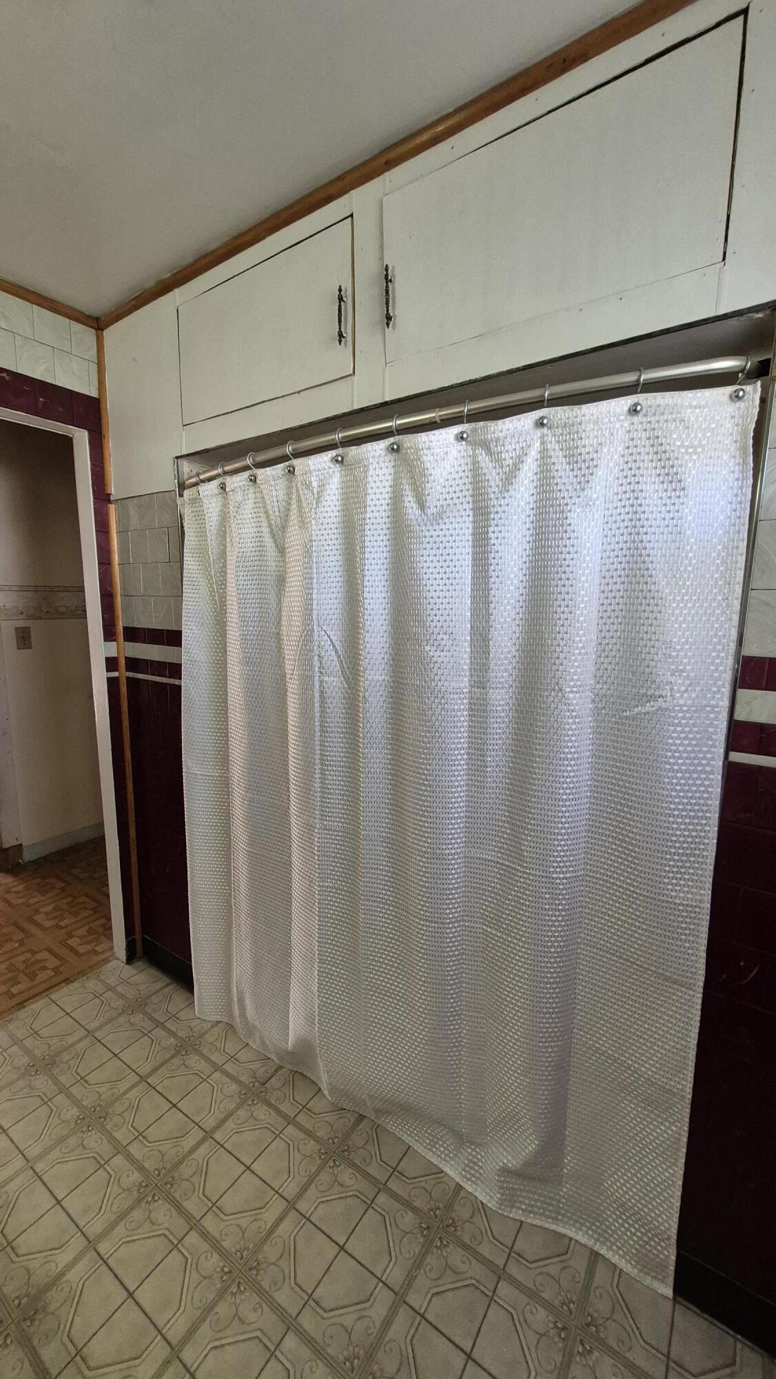 122 Washington Street, Oakland