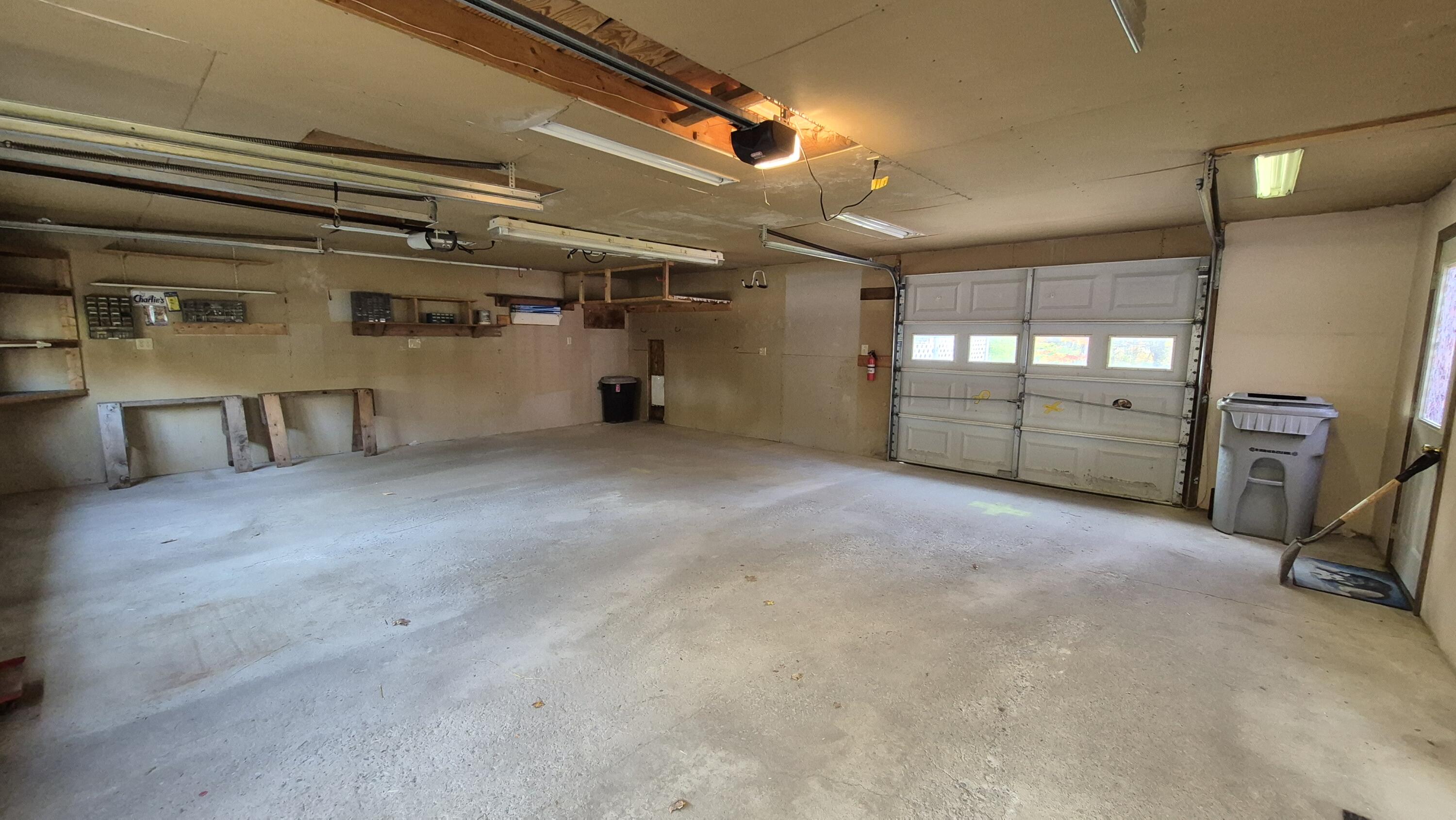 122 Washington Street, Oakland