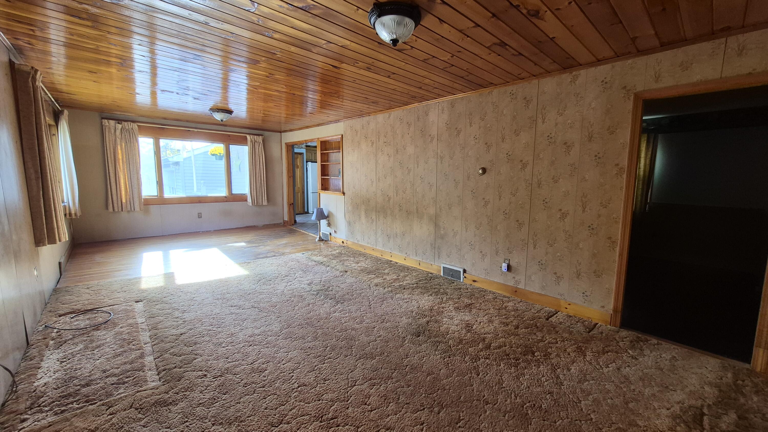 122 Washington Street, Oakland