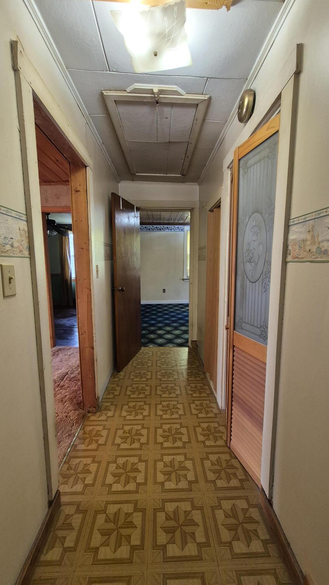 122 Washington Street, Oakland