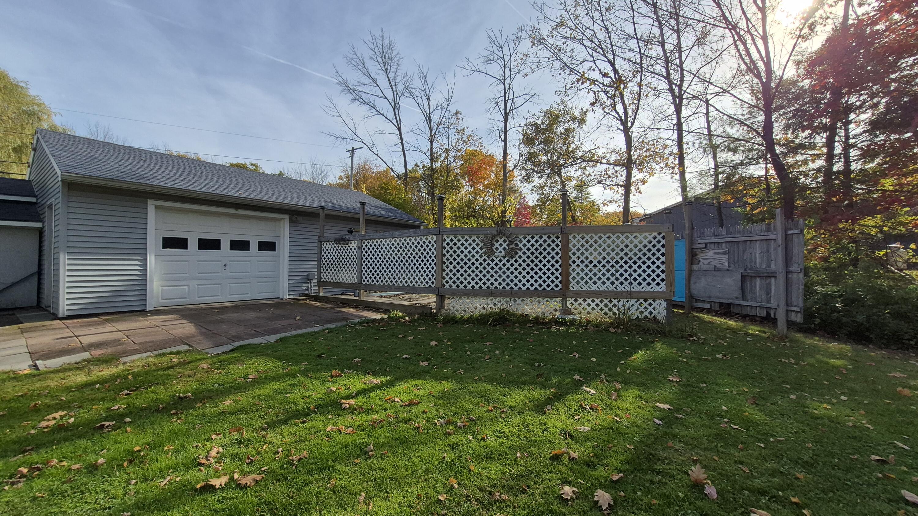 122 Washington Street, Oakland