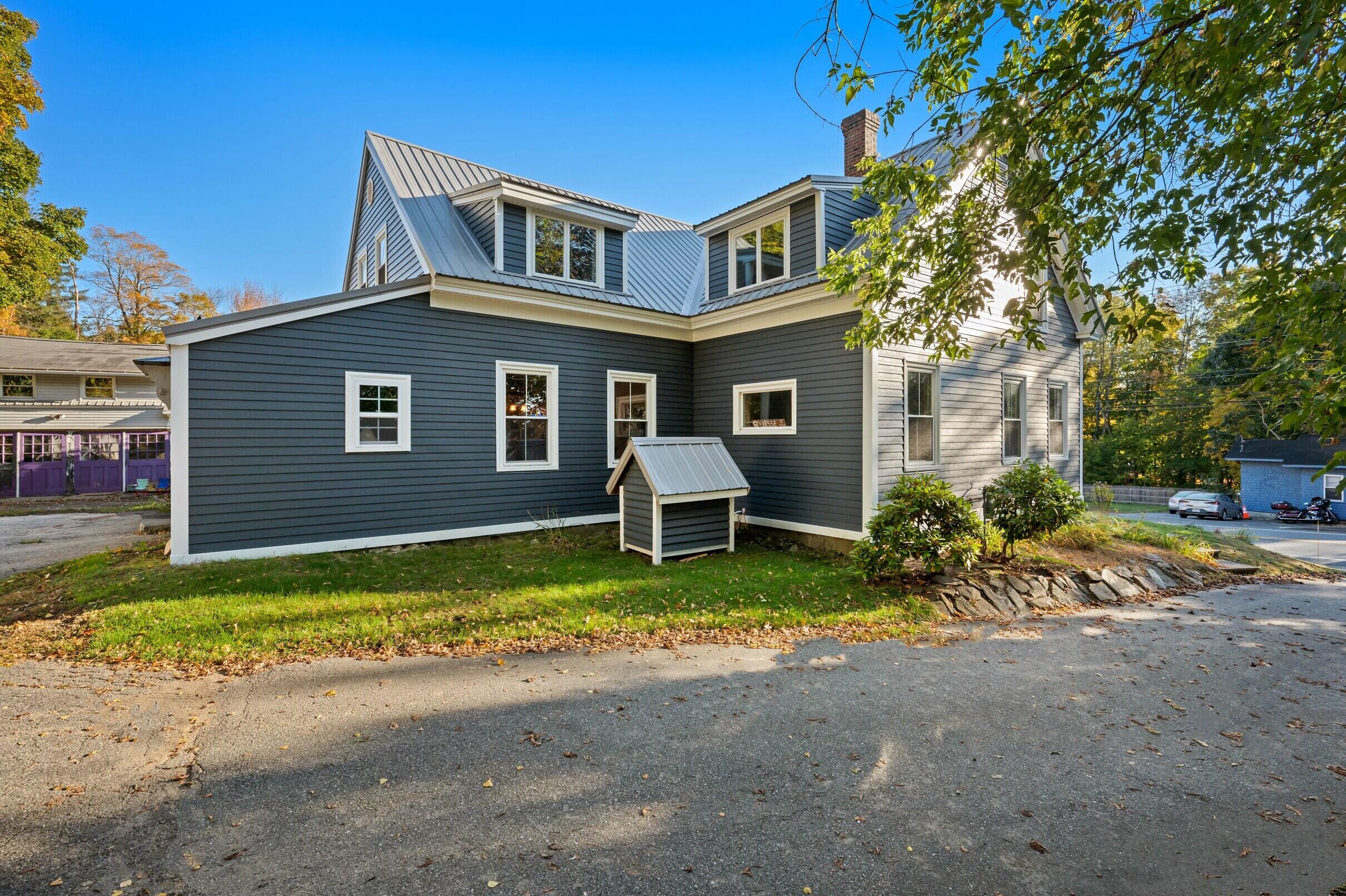 306 Maine Avenue, Farmingdale