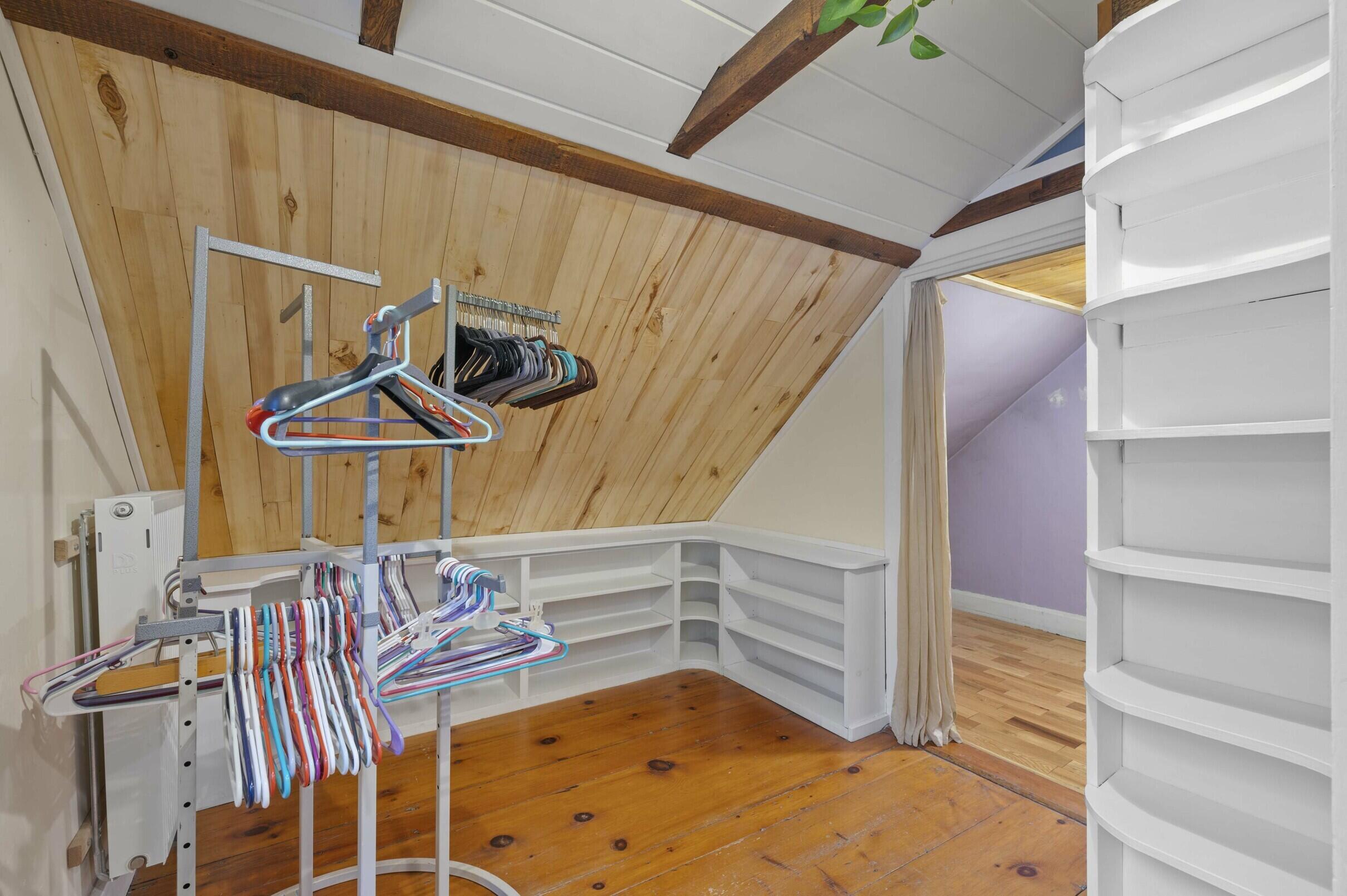 306 Maine Avenue, Farmingdale