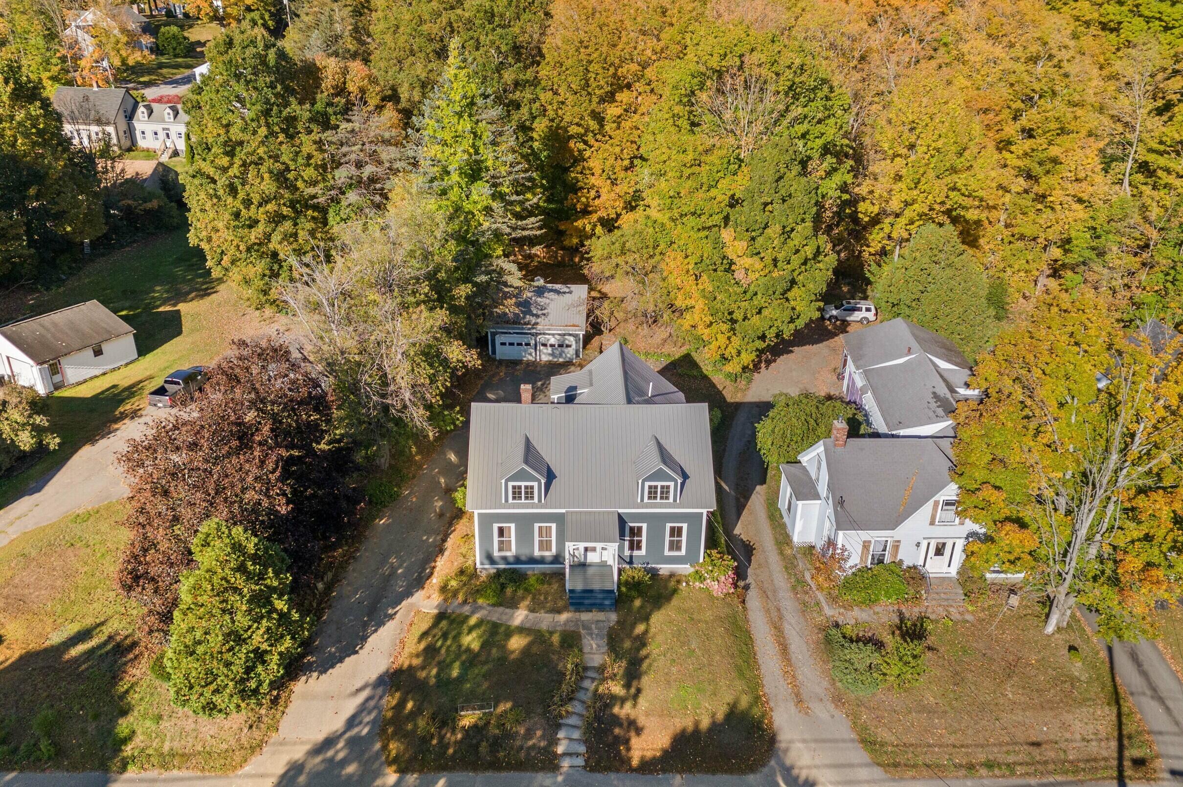 306 Maine Avenue, Farmingdale