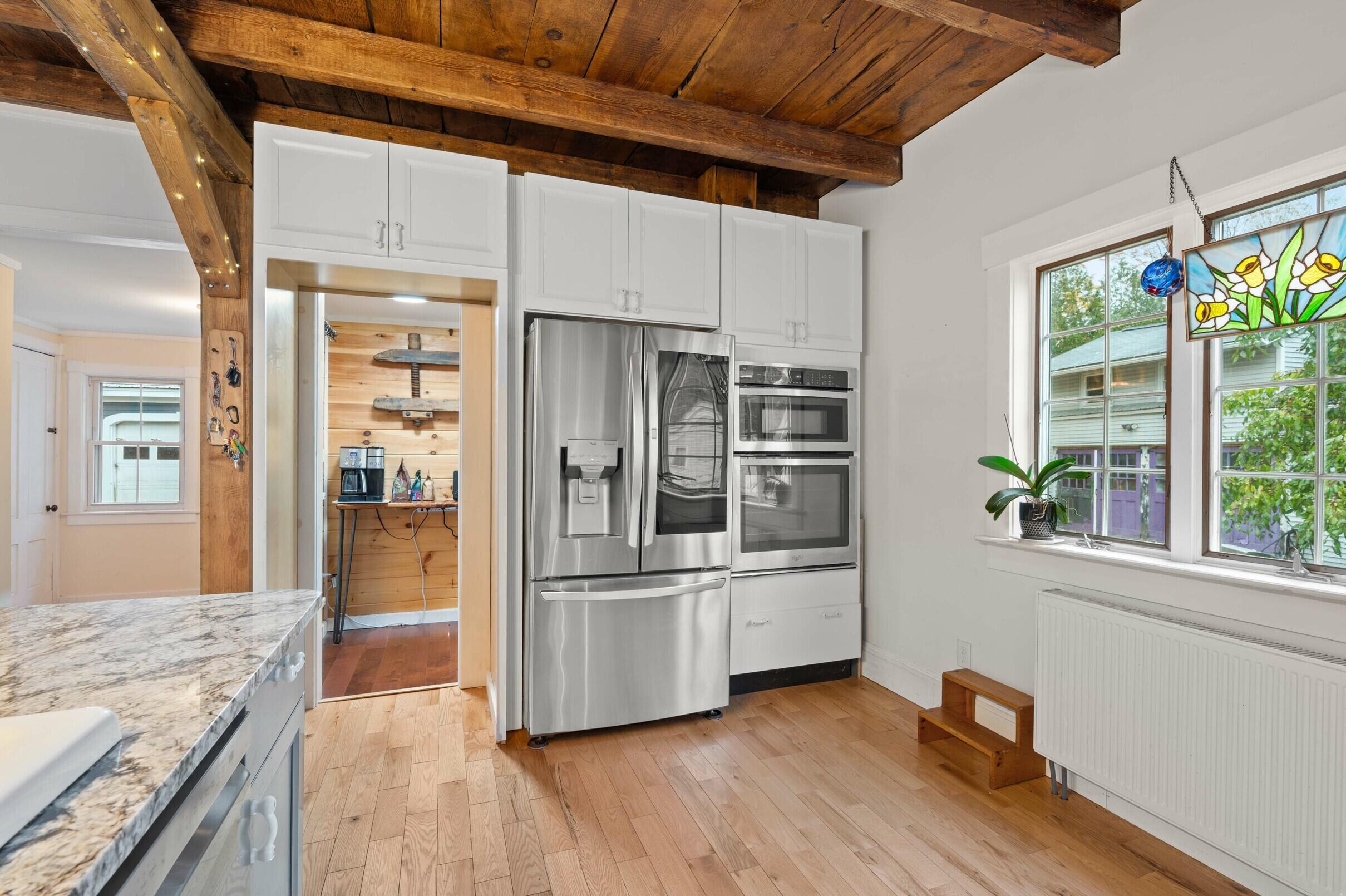 306 Maine Avenue, Farmingdale