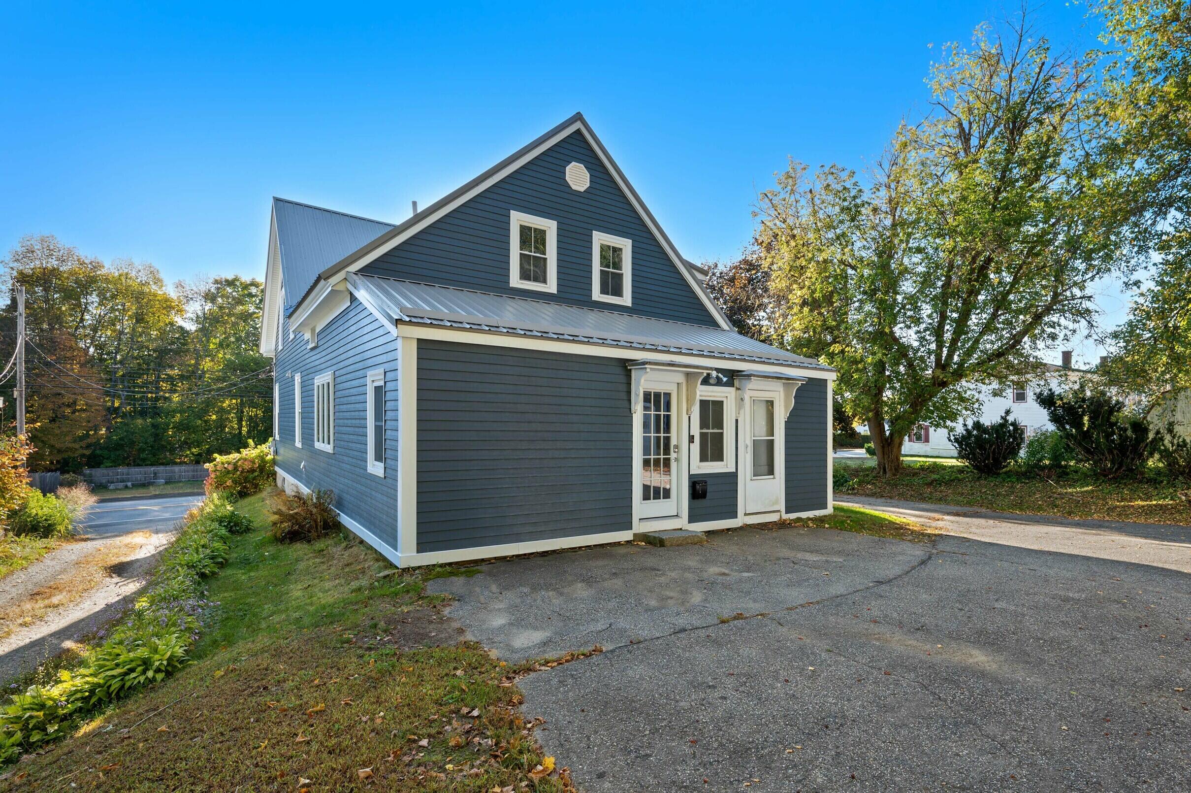 306 Maine Avenue, Farmingdale