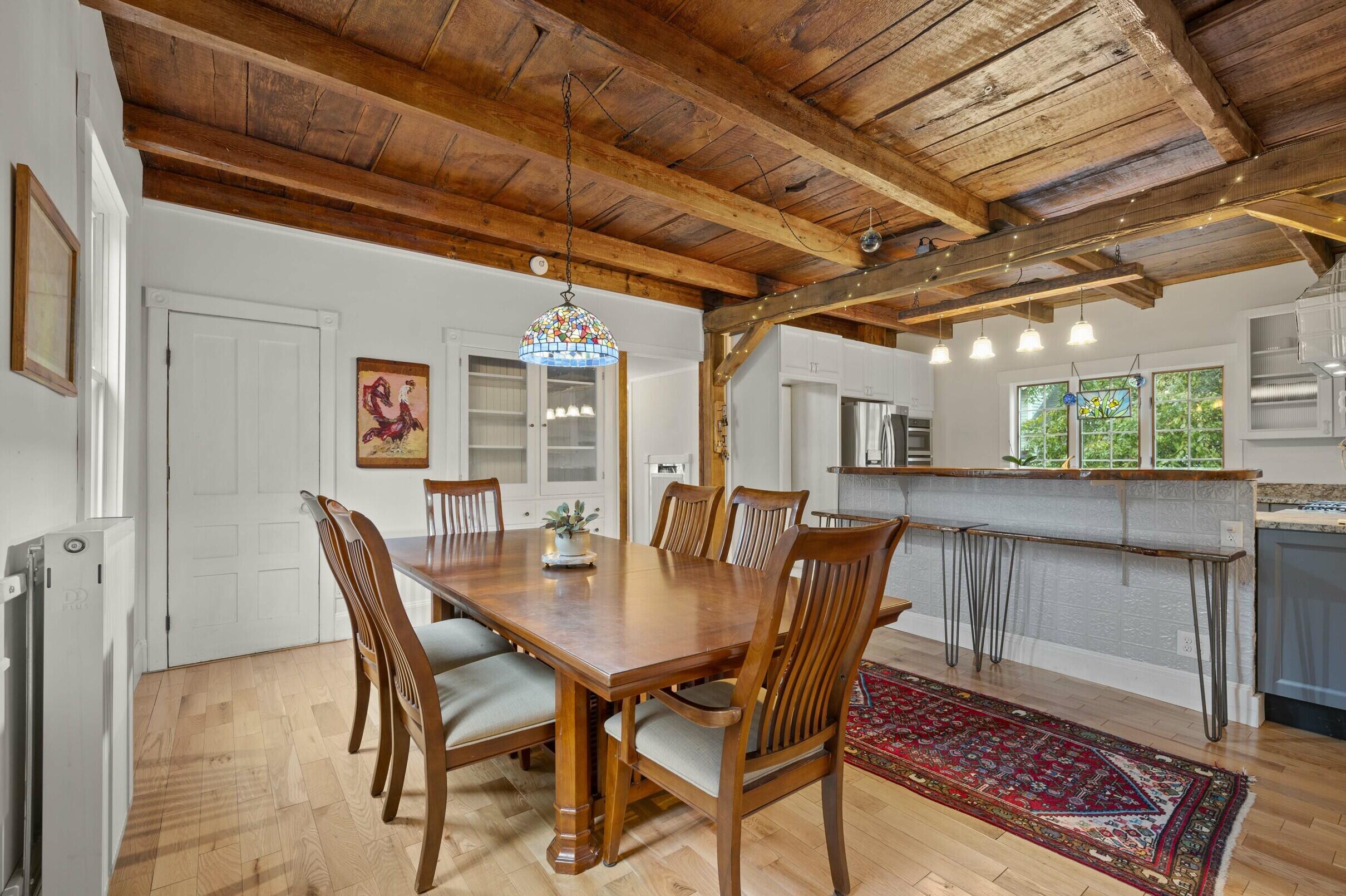 306 Maine Avenue, Farmingdale