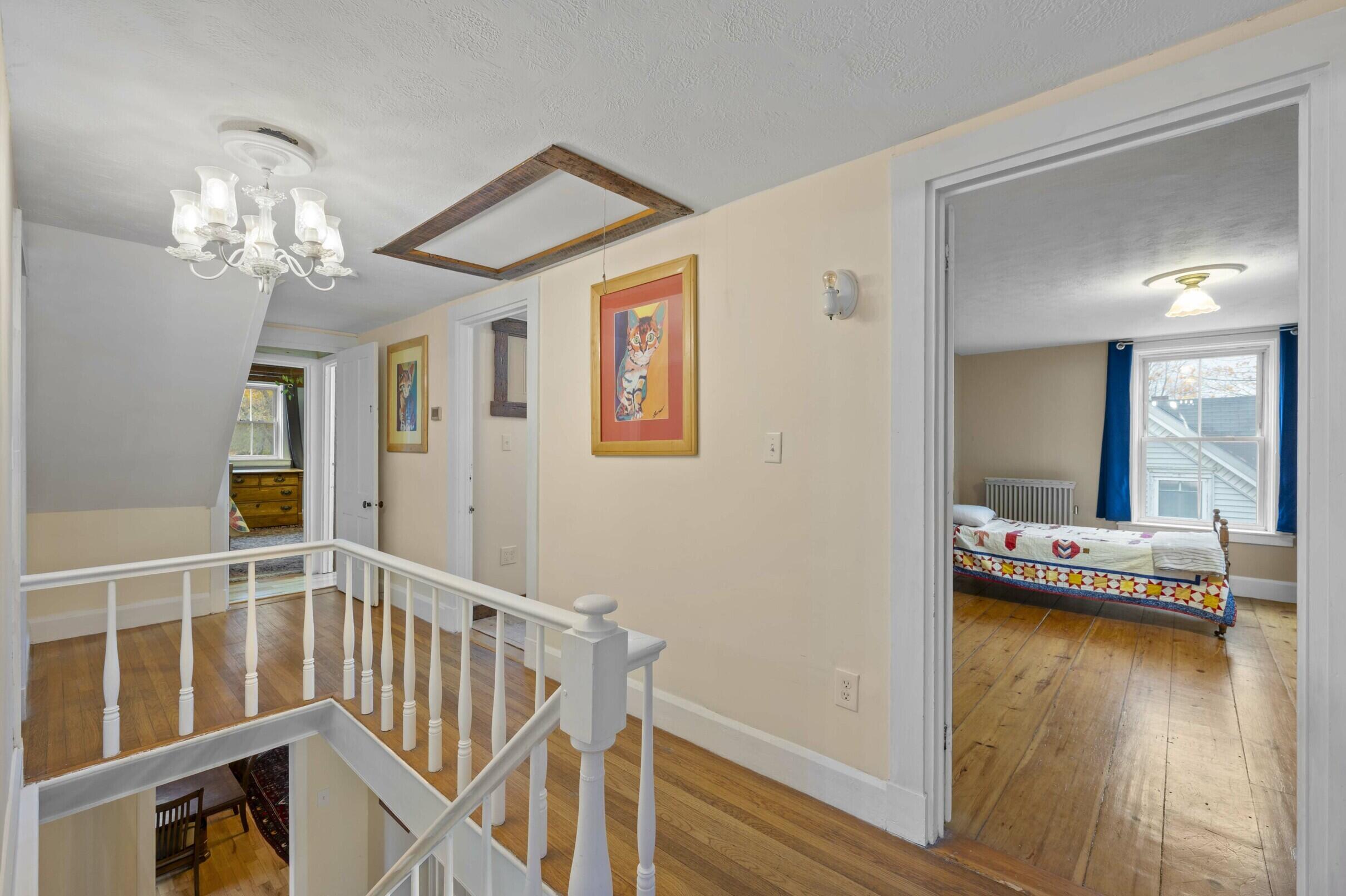 306 Maine Avenue, Farmingdale