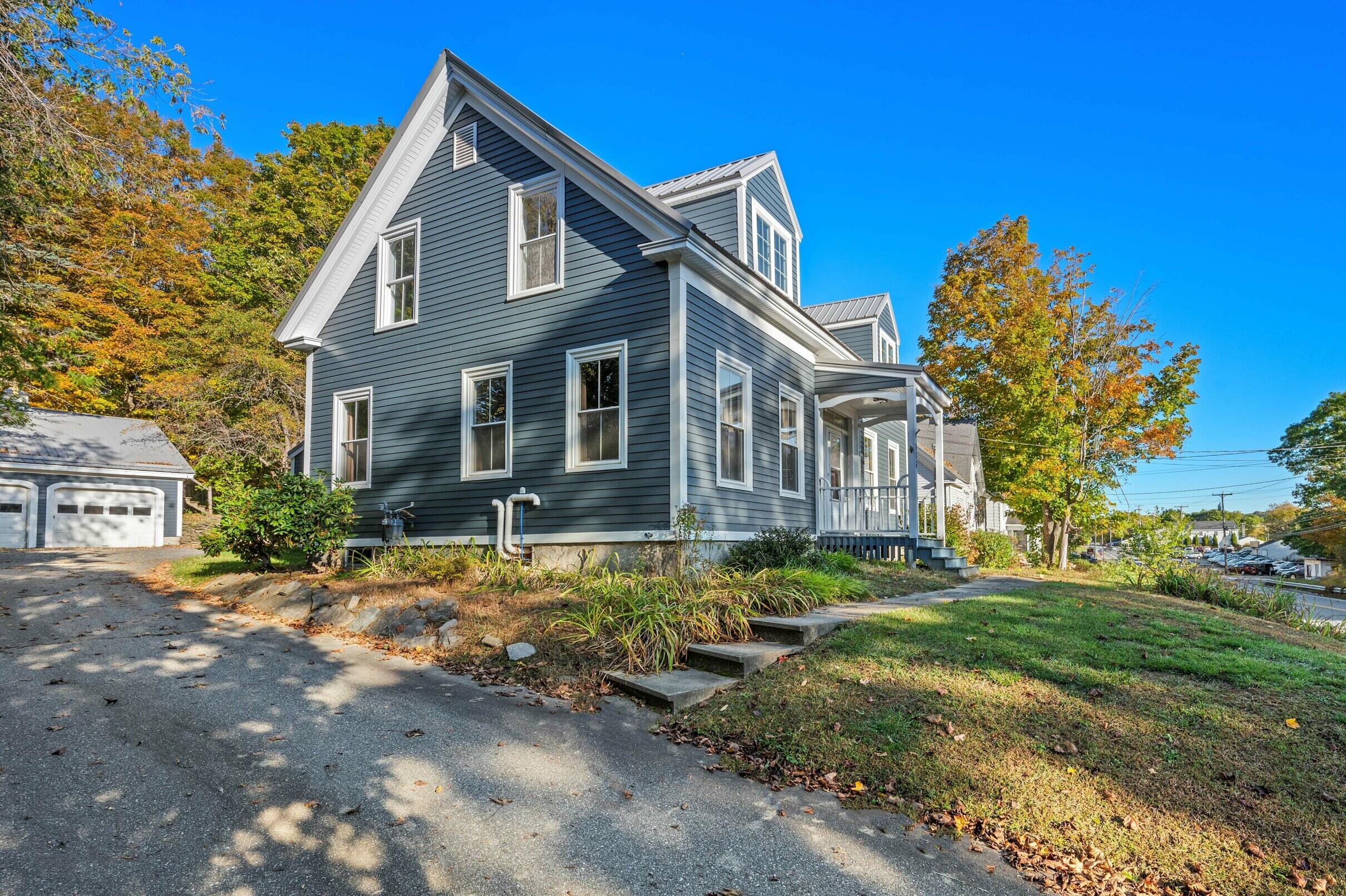 306 Maine Avenue, Farmingdale