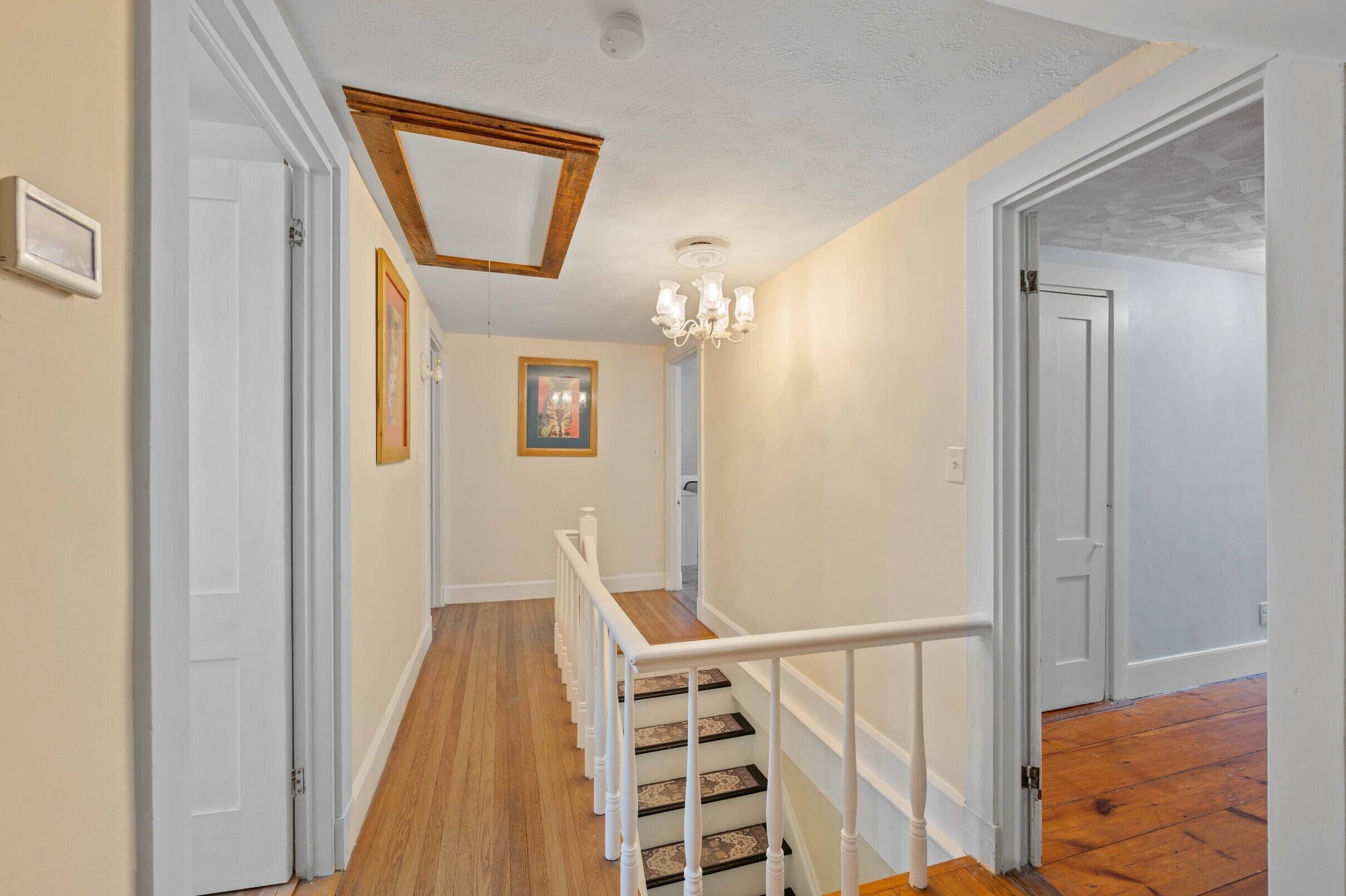 306 Maine Avenue, Farmingdale