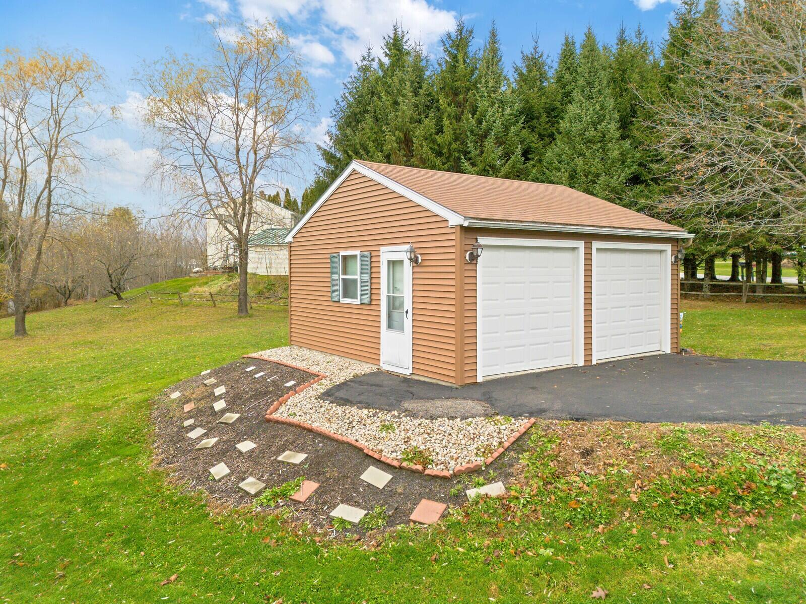 39 Field Road
