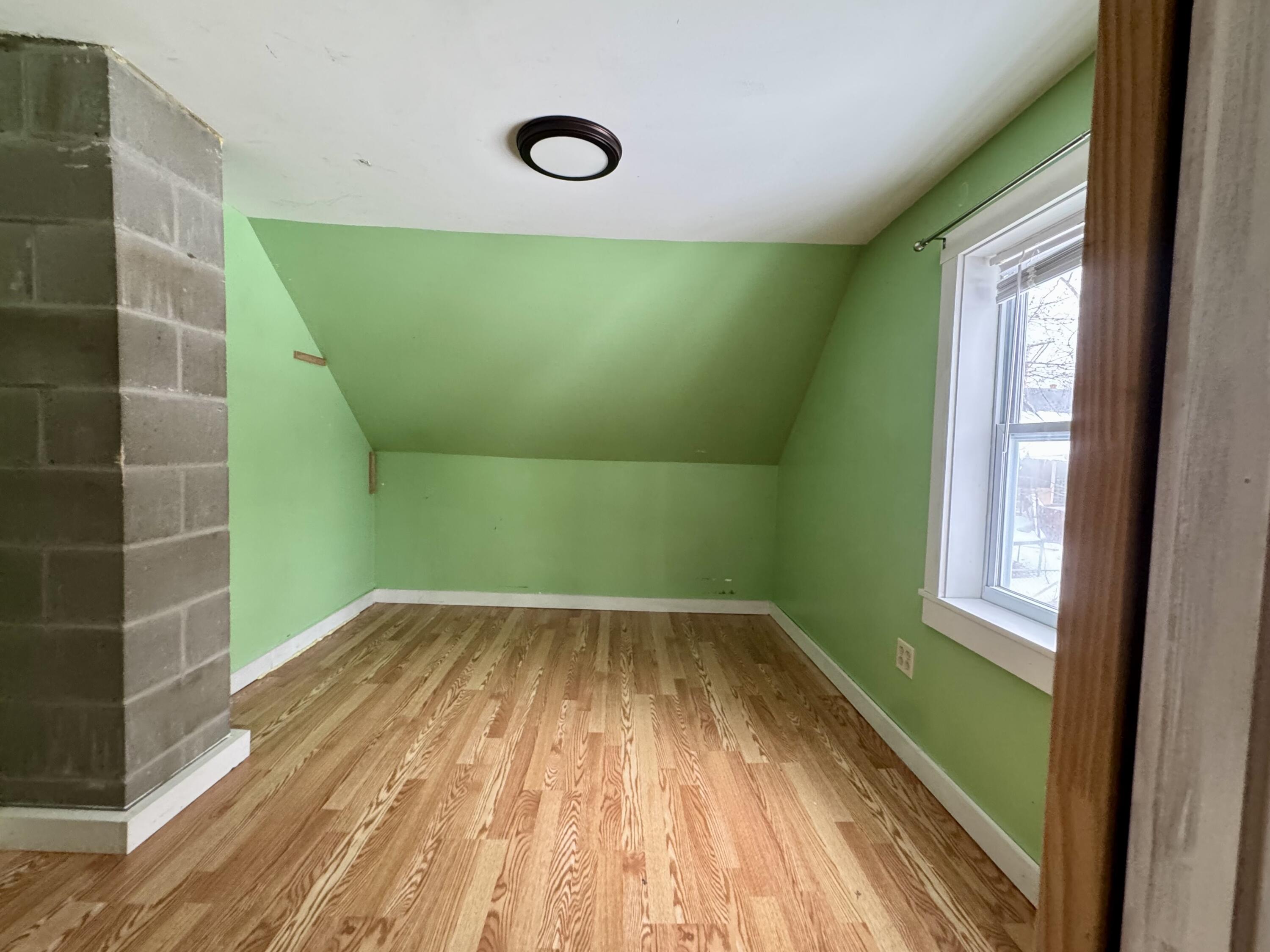 7 Grover Street