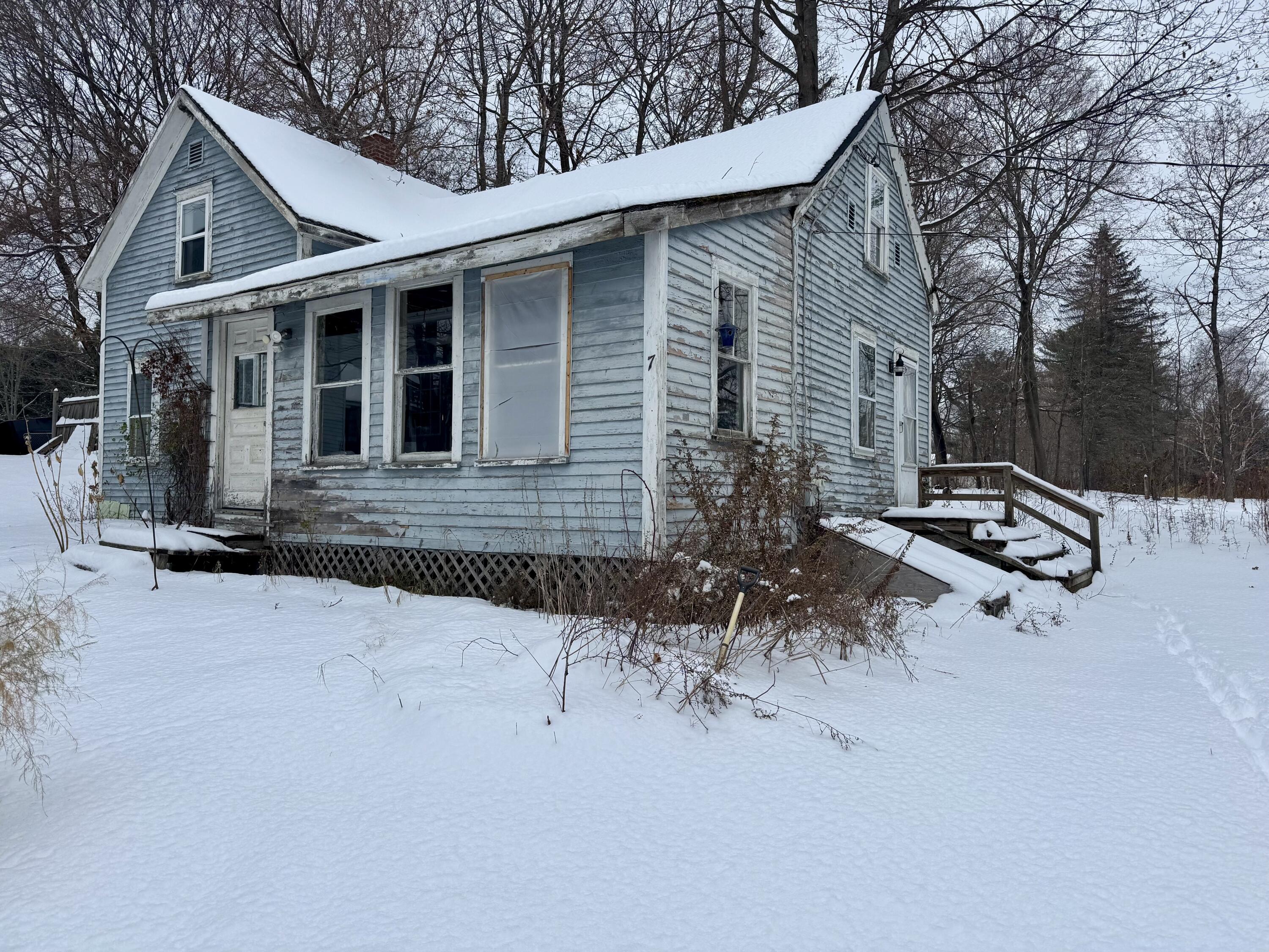 7 Grover Street