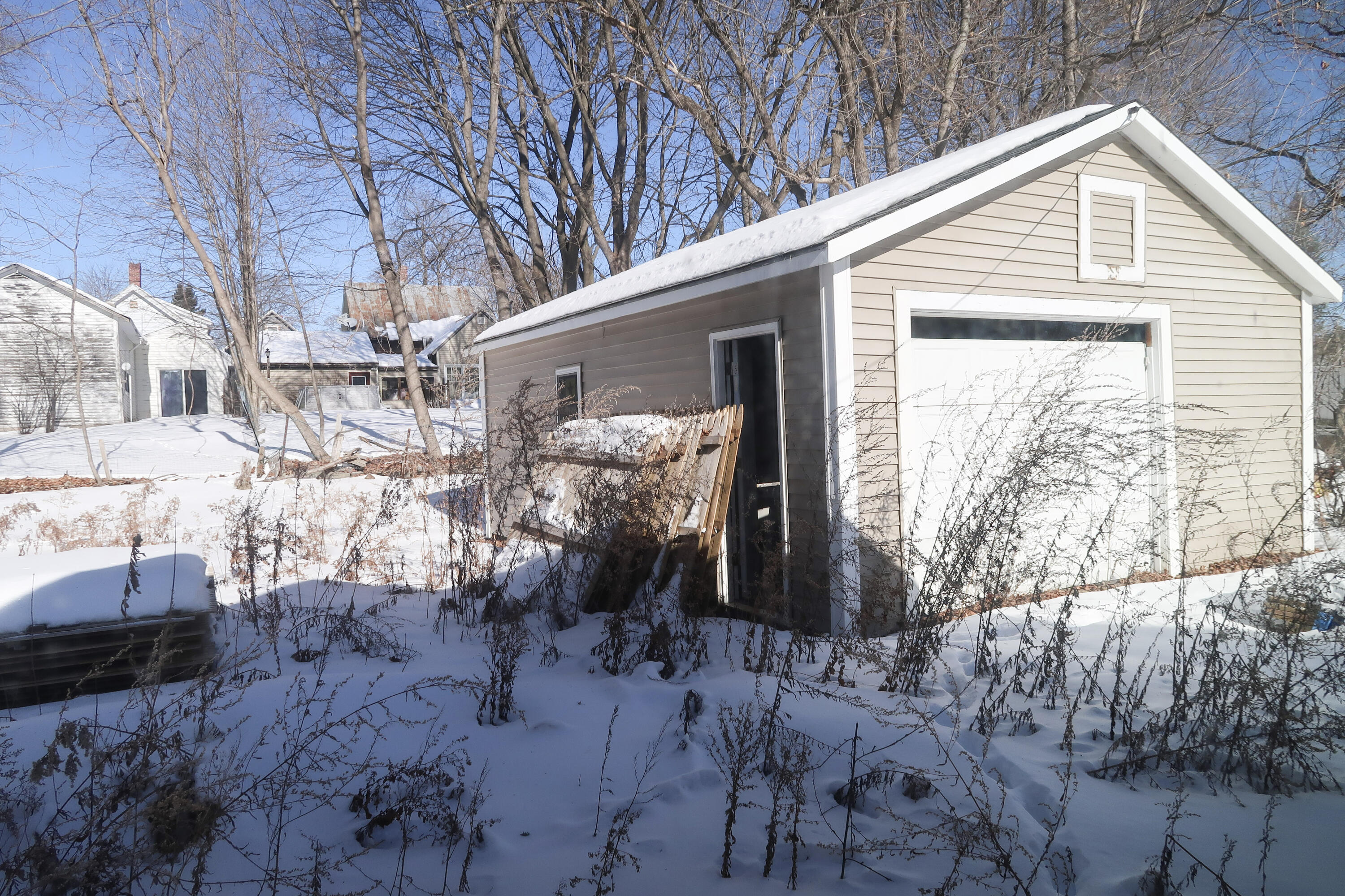 14 Heselton Street
