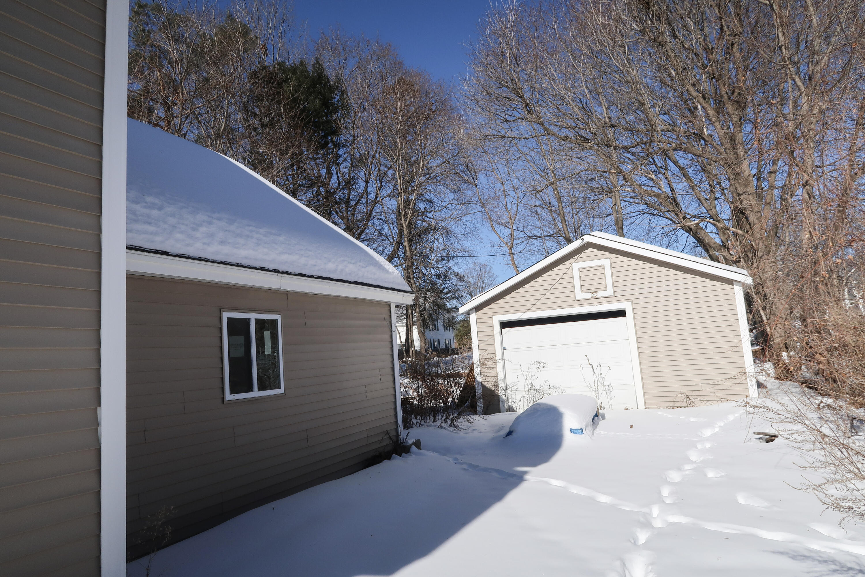 14 Heselton Street