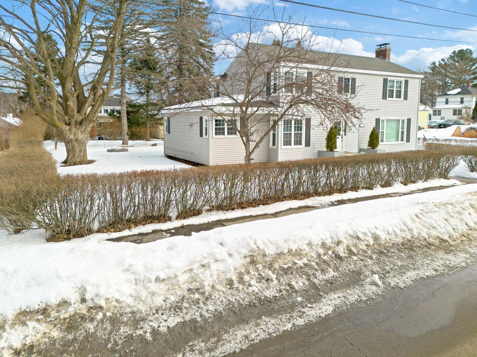 1 Williams Street