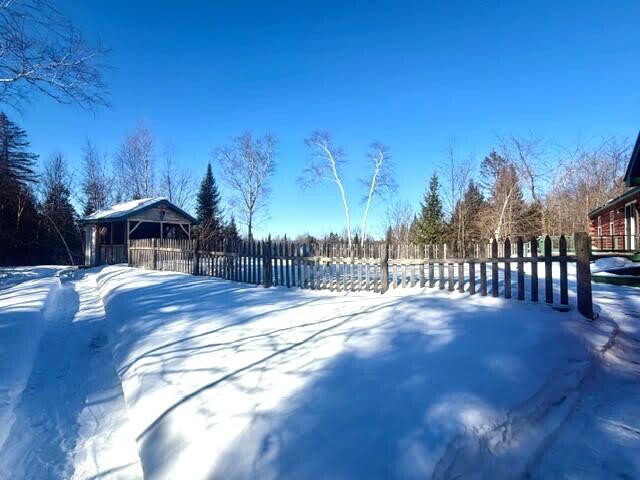 7 Emerald Acres