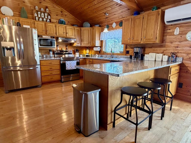 7 Emerald Acres