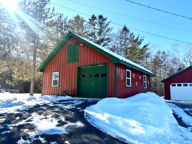 7 Emerald Acres