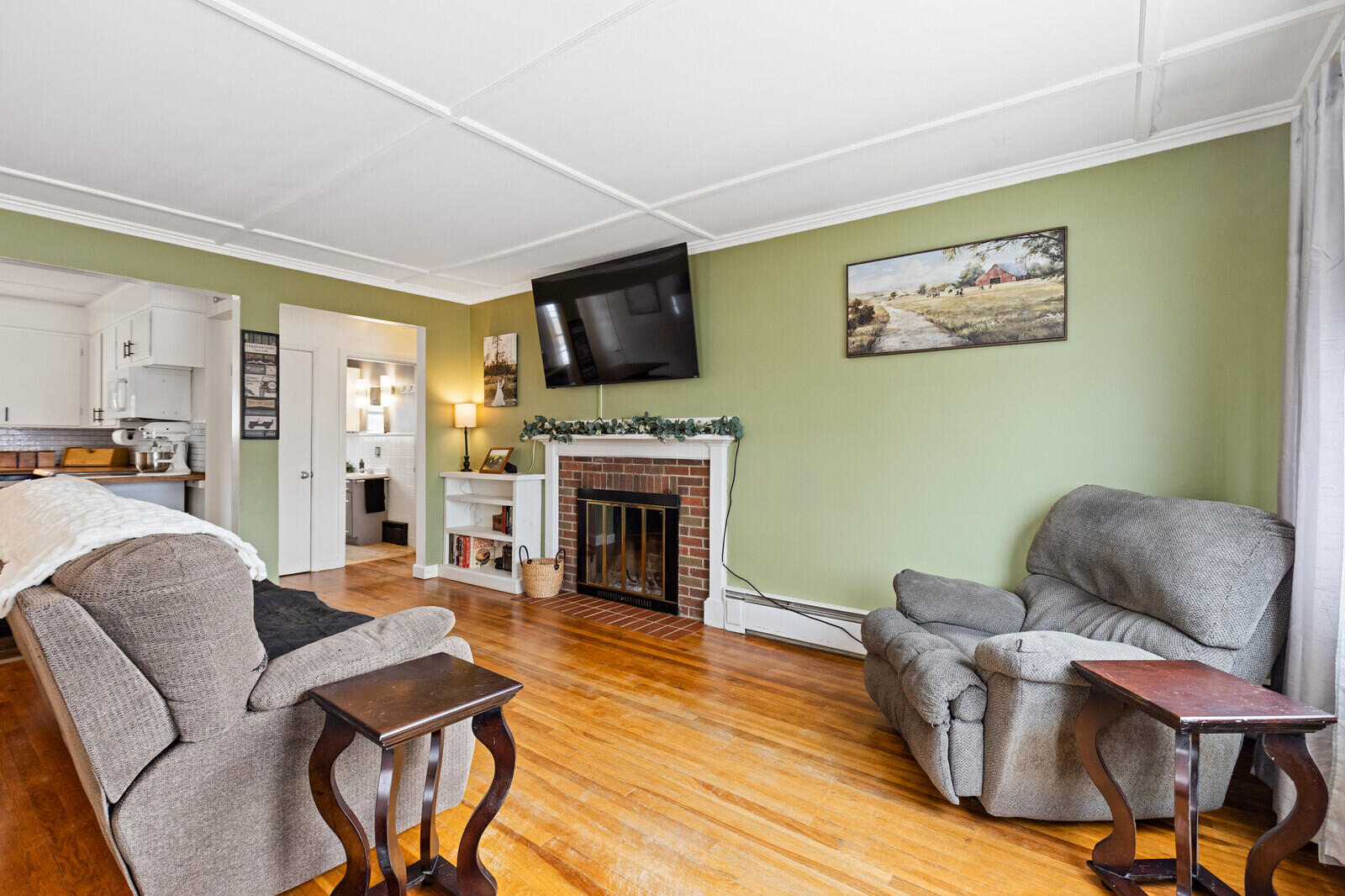 1655 River Road