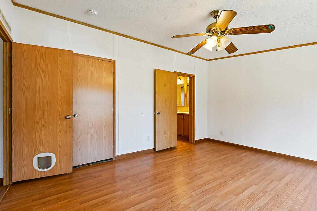 5 Forest Lane