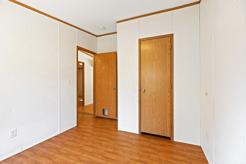5 Forest Lane