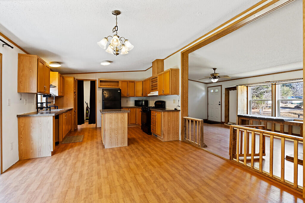 5 Forest Lane