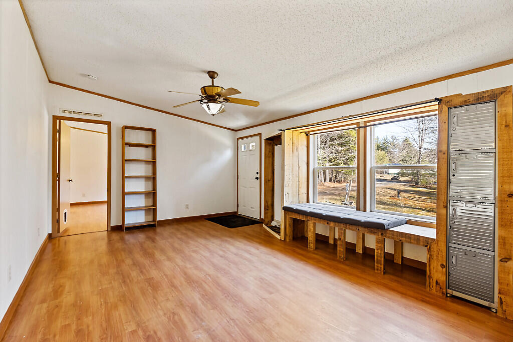 5 Forest Lane